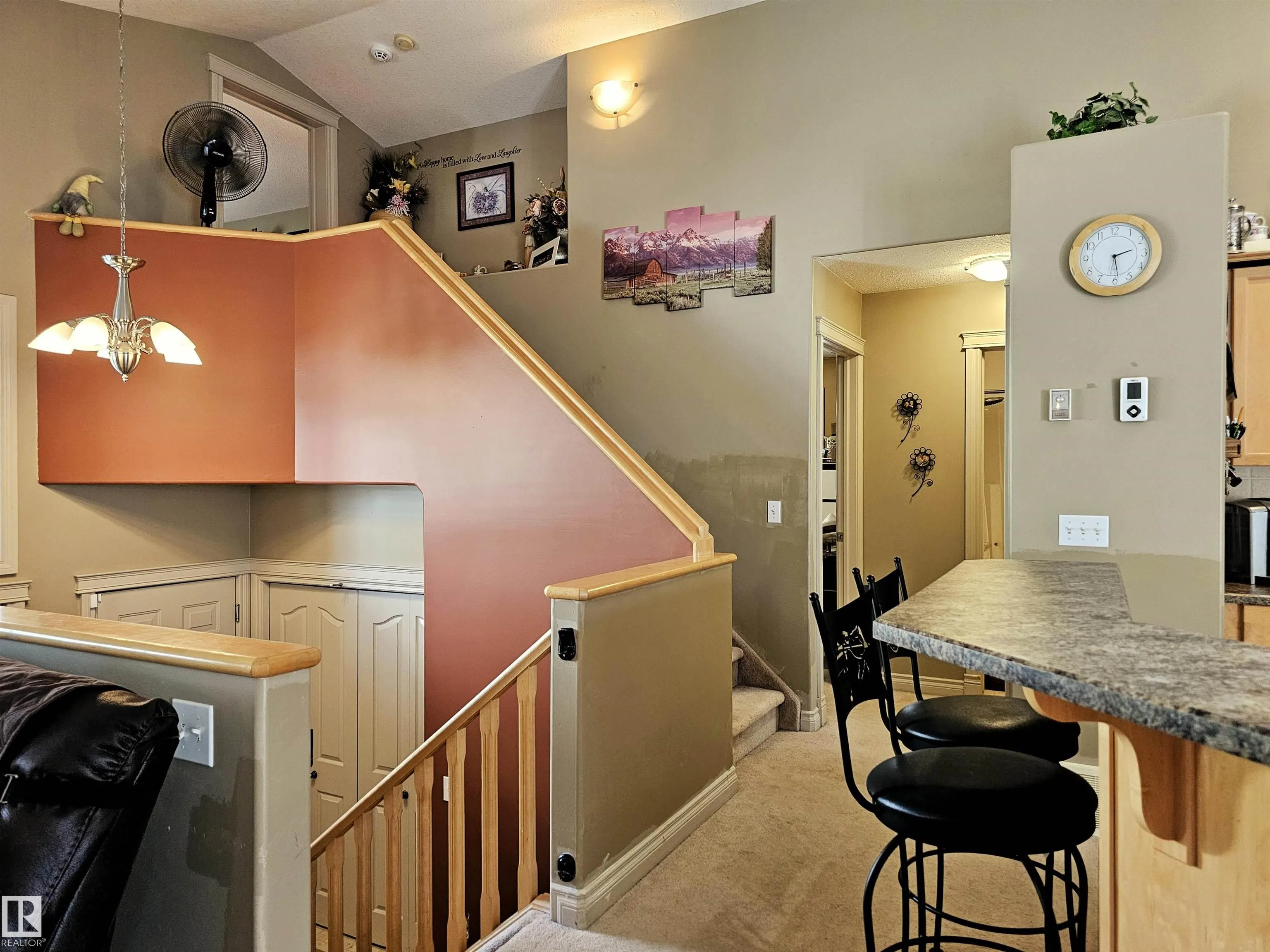 5 ALDERSON Close