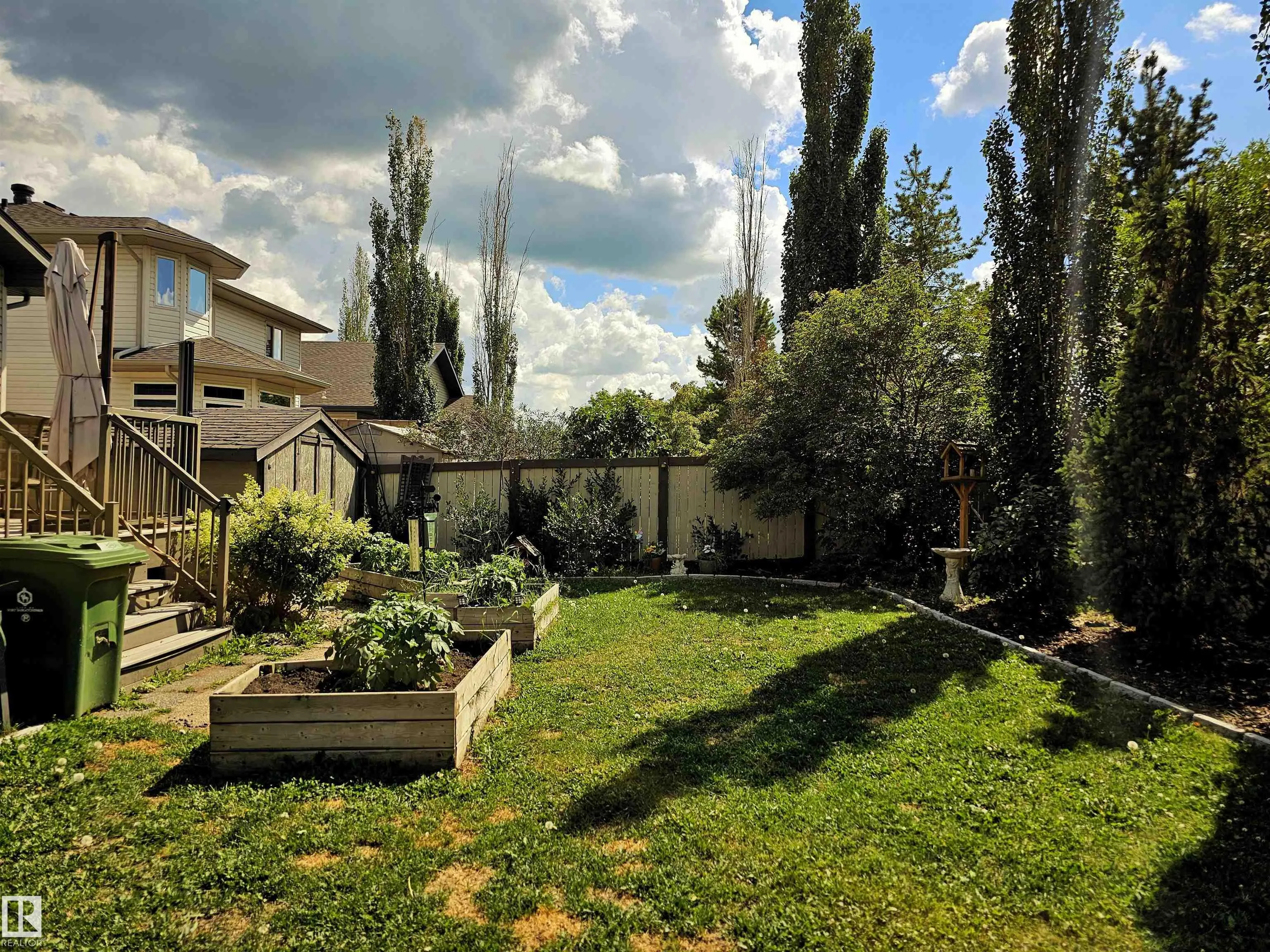 5 ALDERSON Close