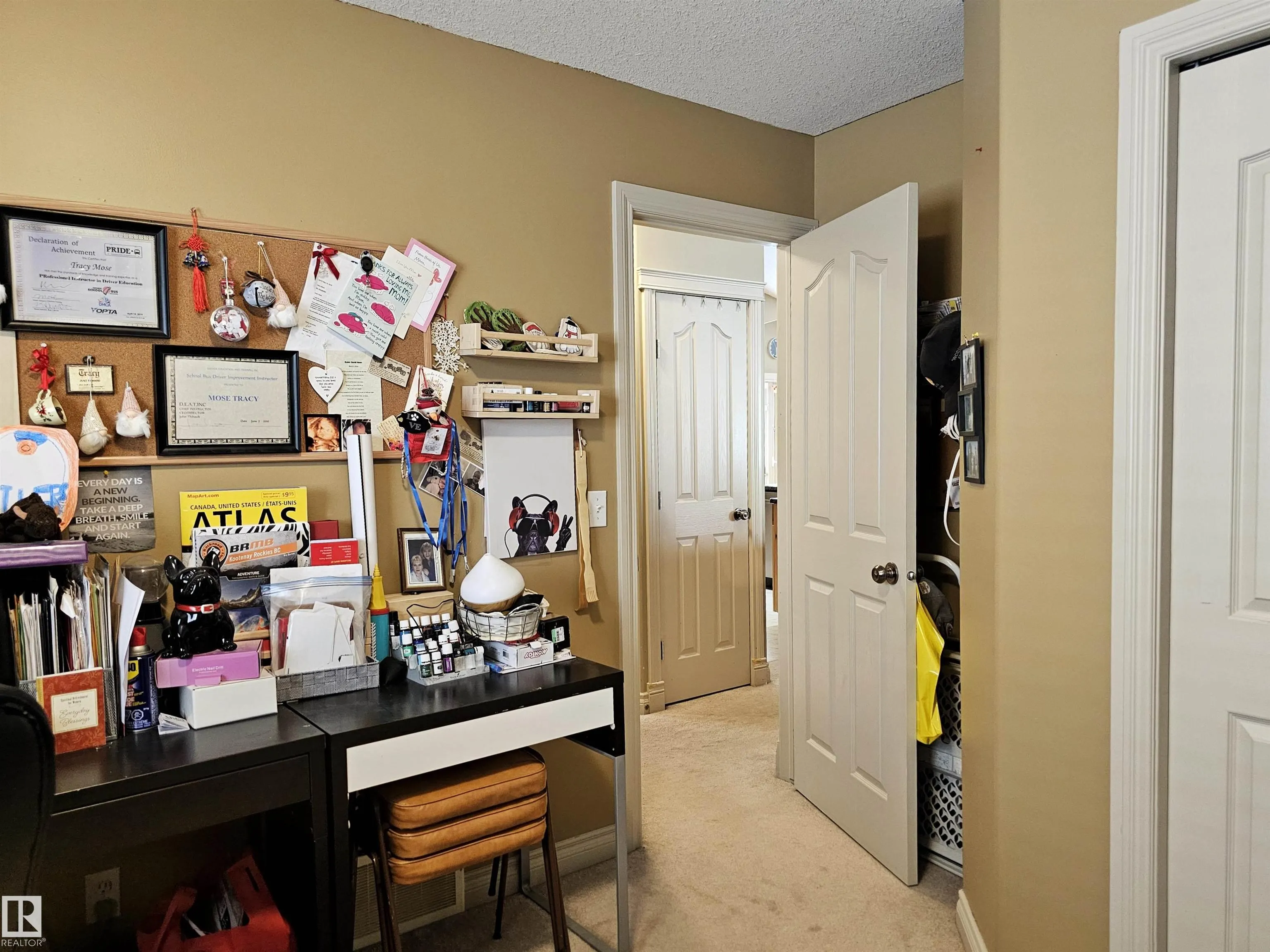 5 ALDERSON Close