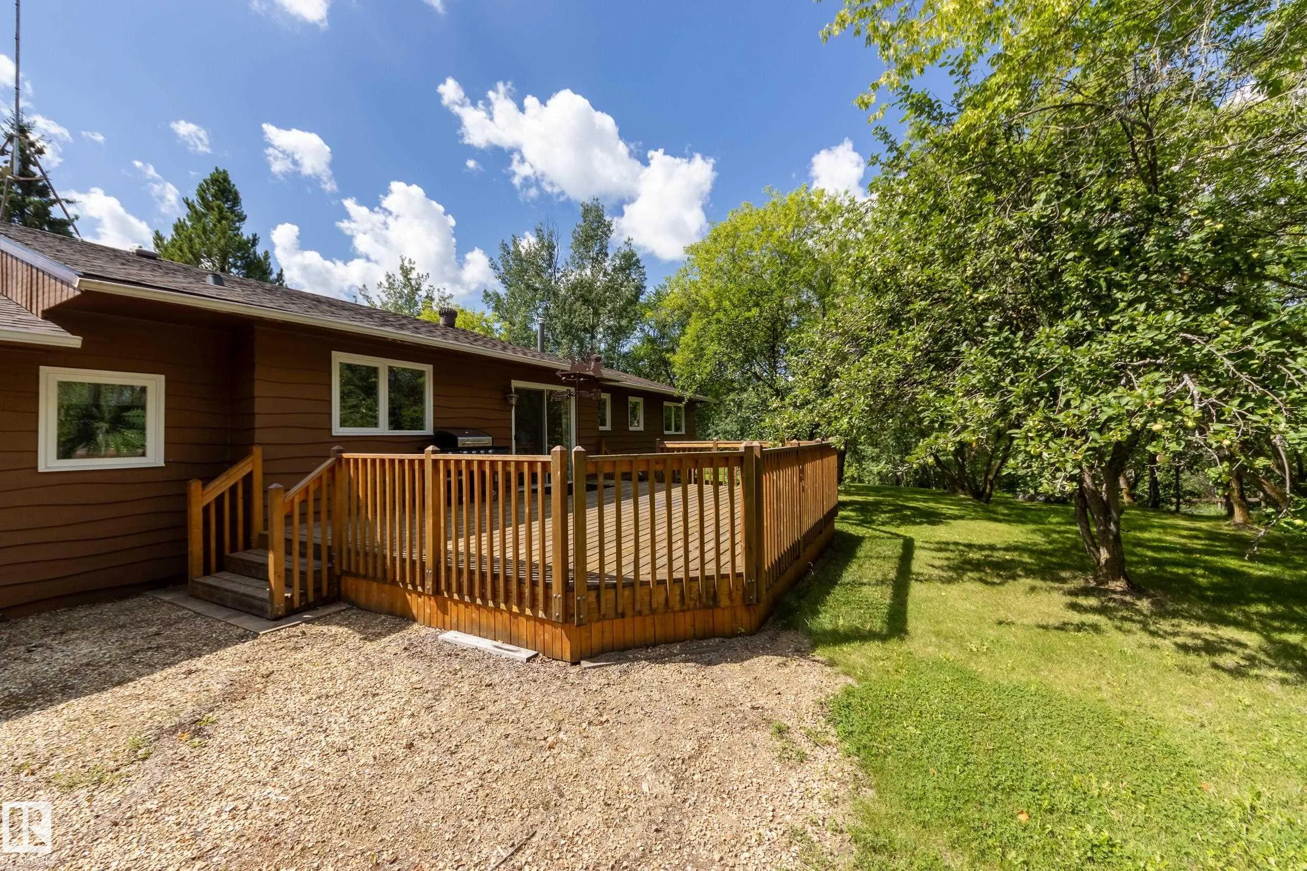 52063 RGE ROAD 225