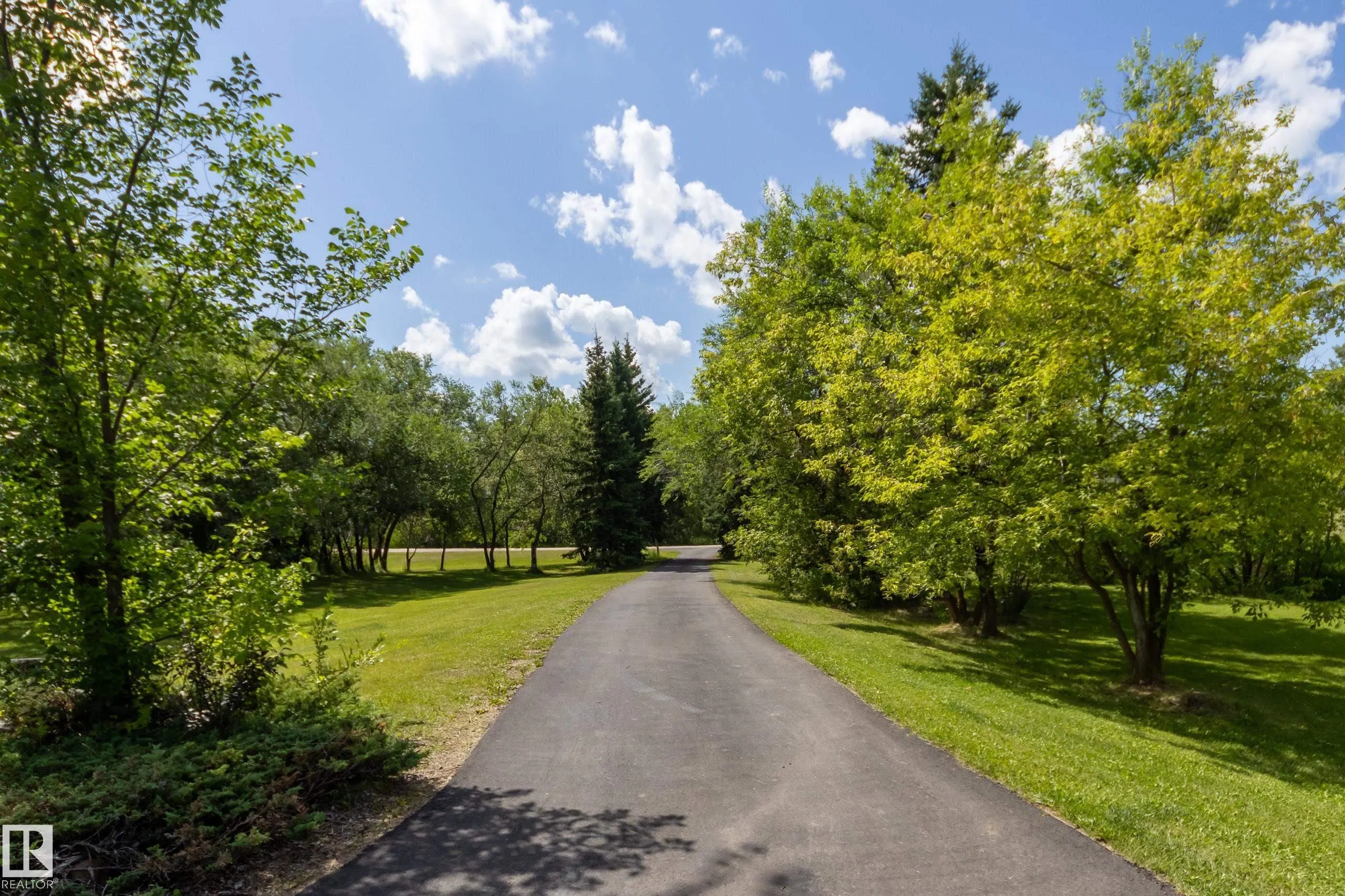 52063 RGE ROAD 225