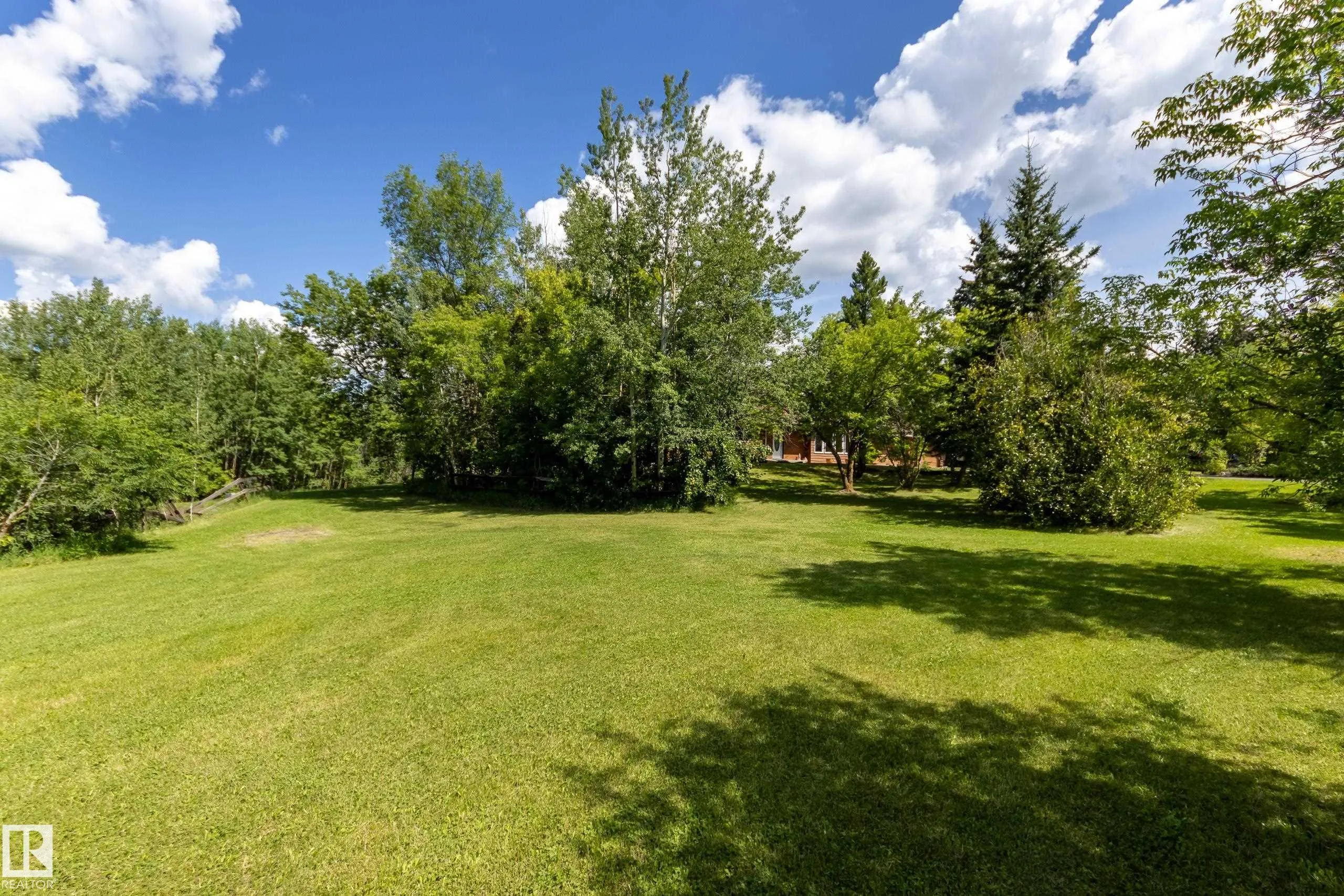 52063 RGE ROAD 225