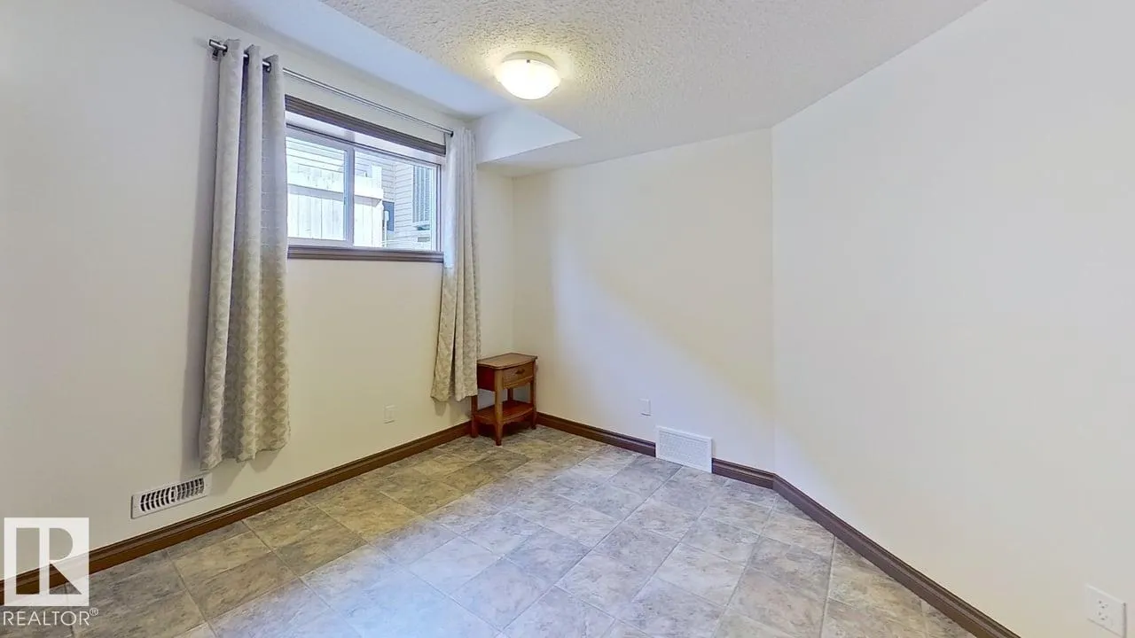 13040 164 Avenue