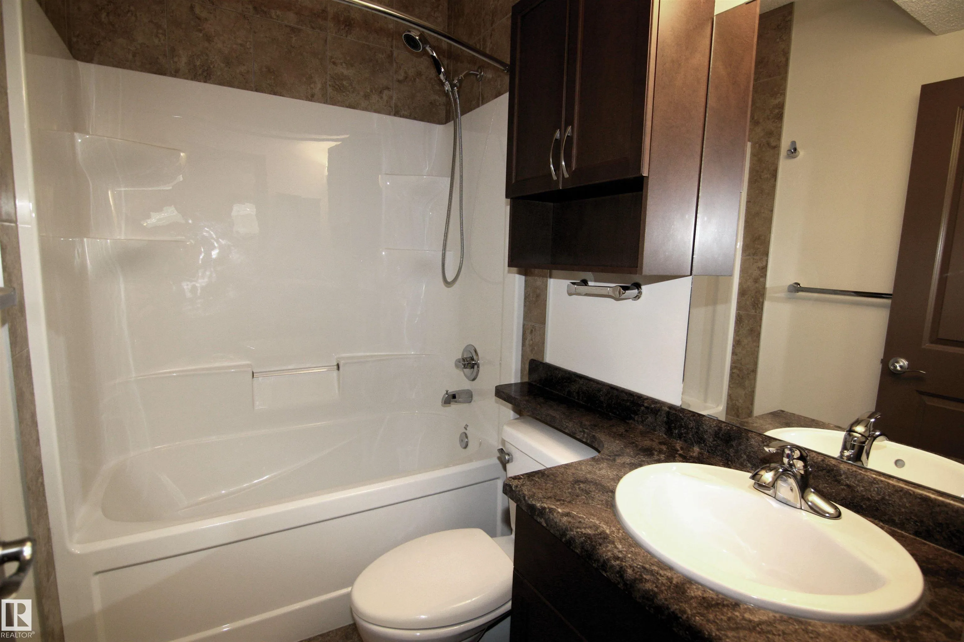 13040 164 Avenue