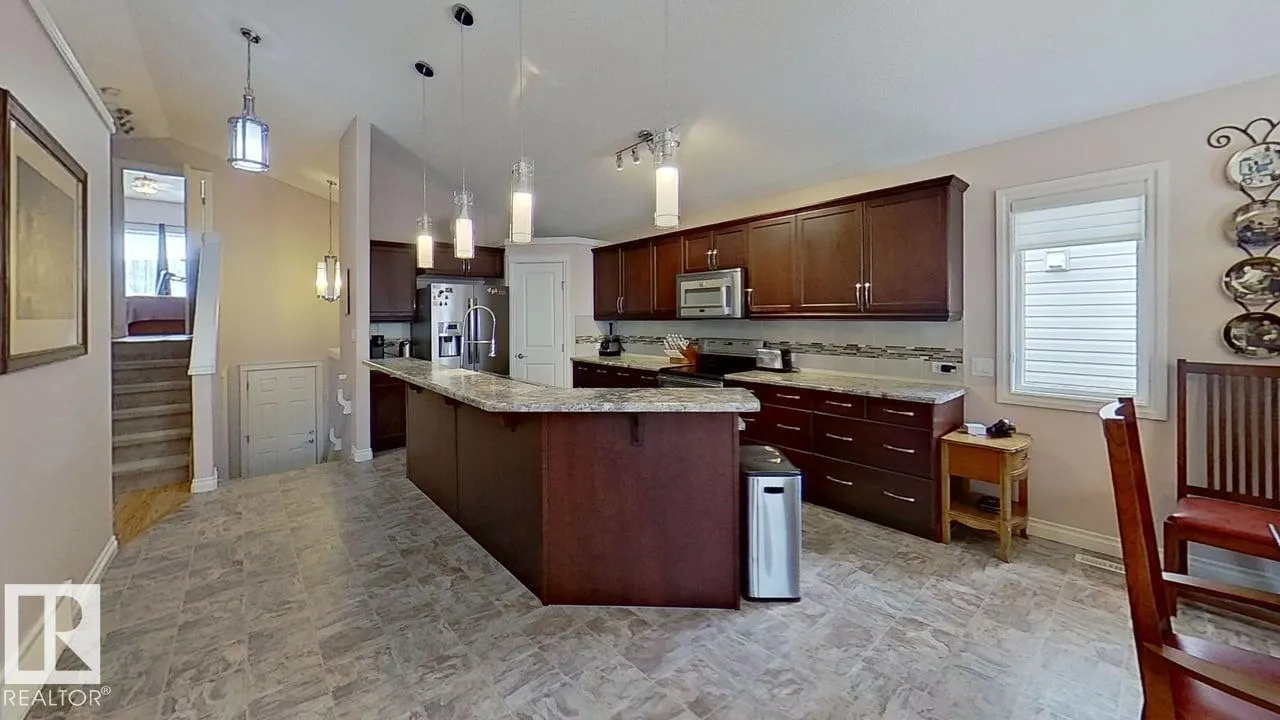 13040 164 Avenue