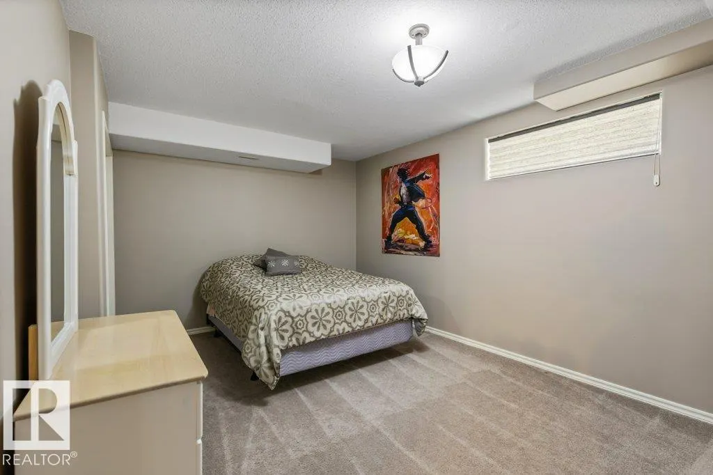 31 EVEREST Crescent