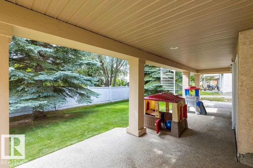 31 EVEREST Crescent