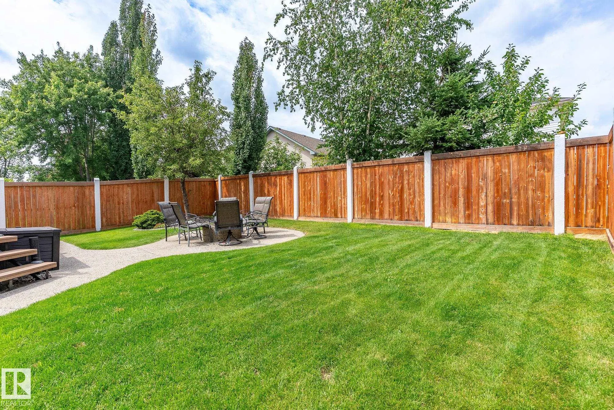 200 FORREST Drive
