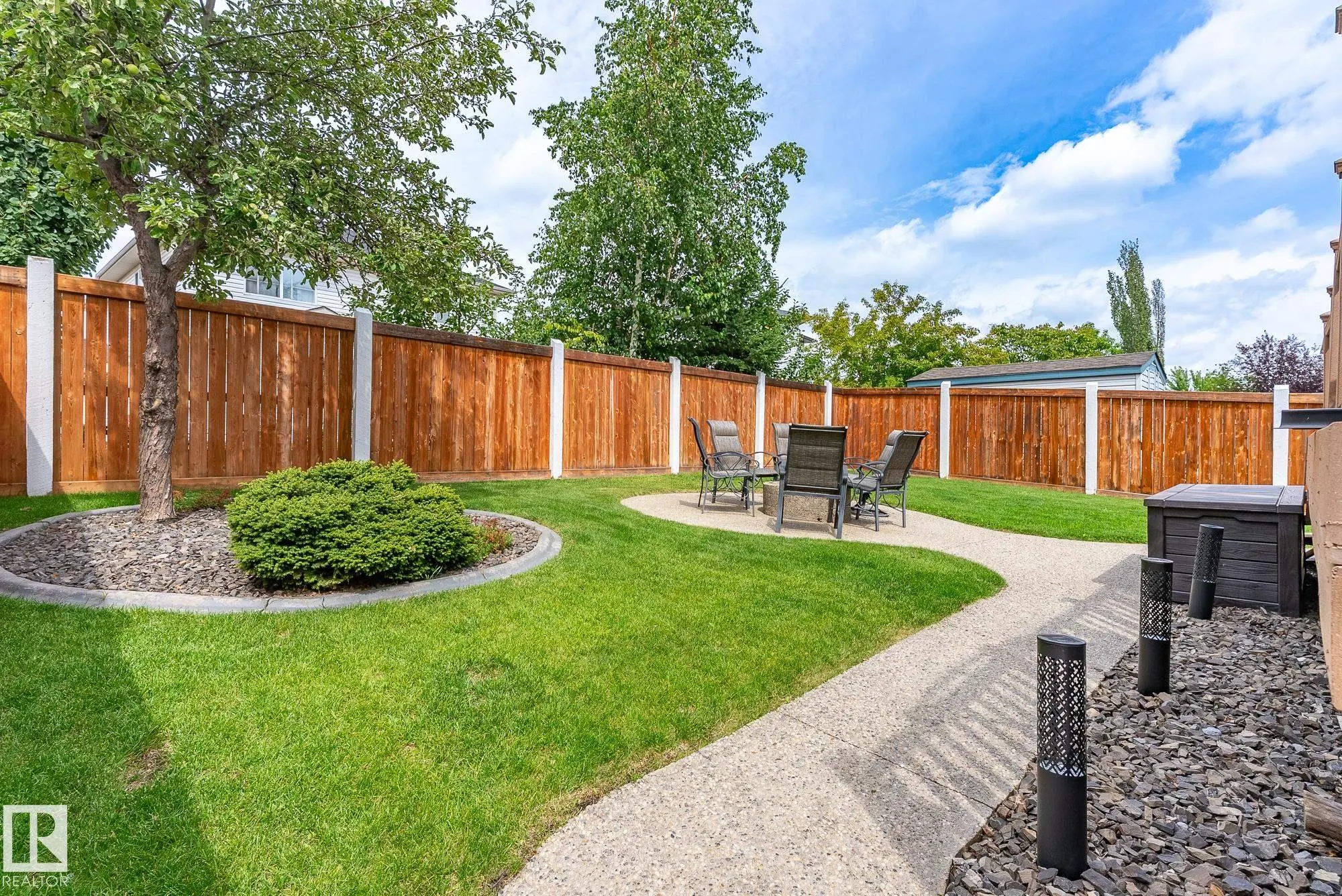 200 FORREST Drive