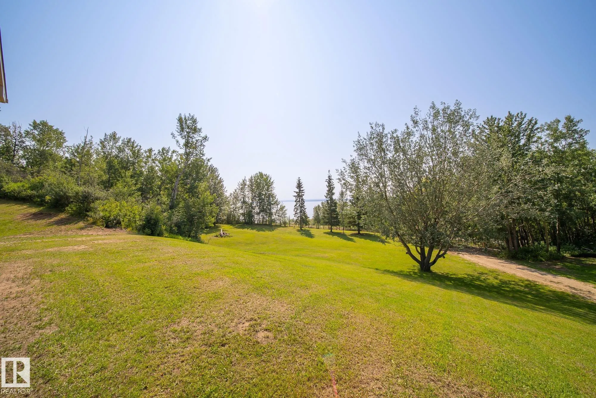 4518 LAKESHORE Road