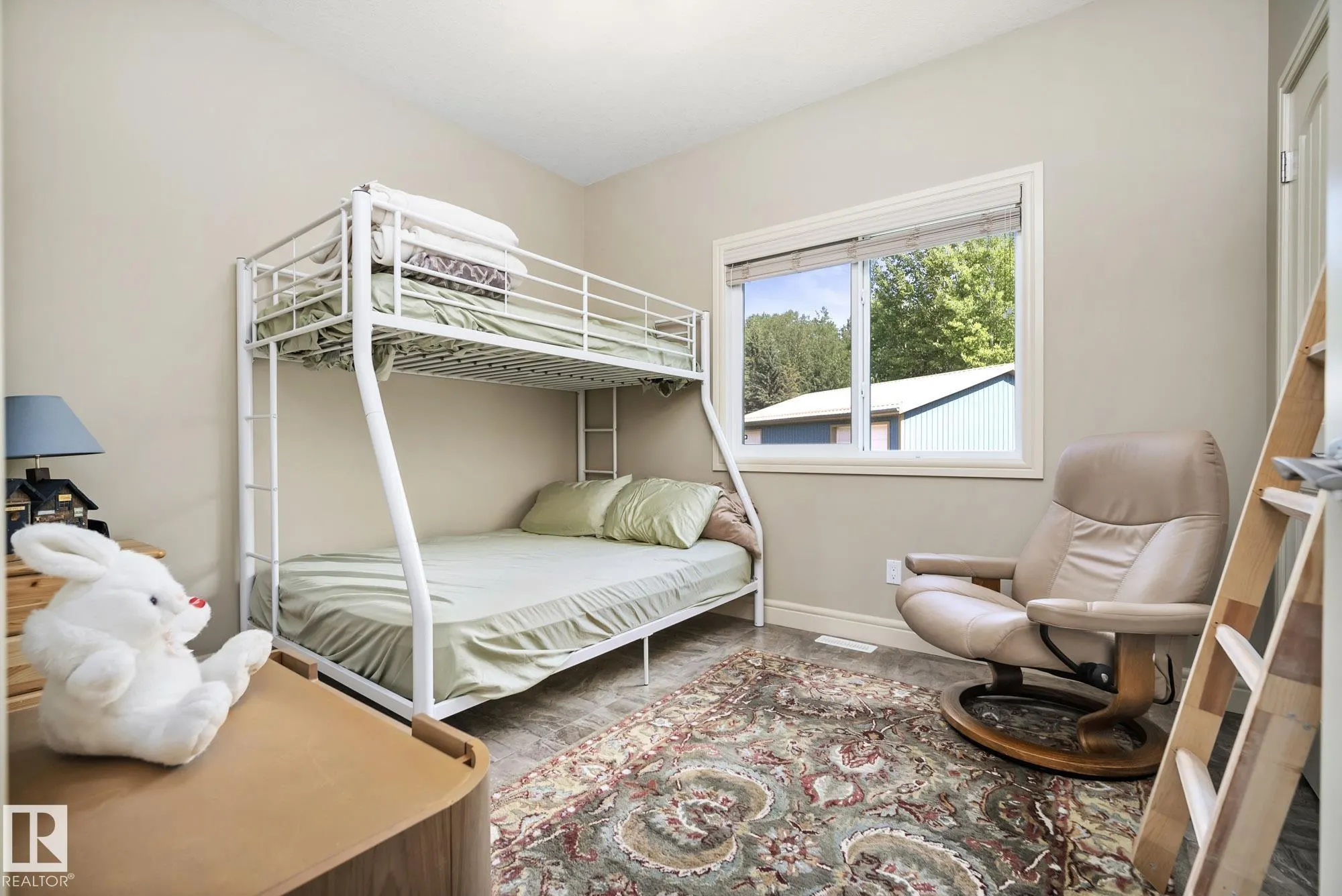 4518 LAKESHORE Road