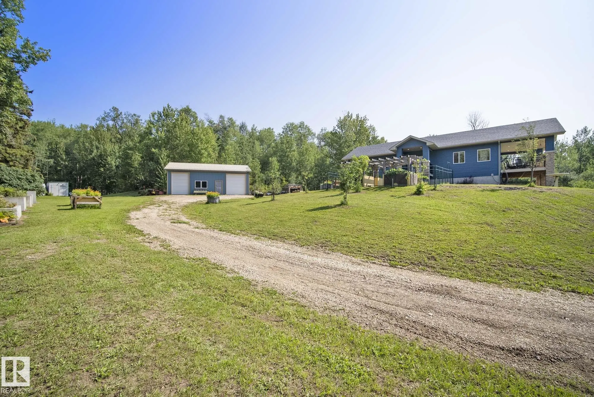 4518 LAKESHORE Road