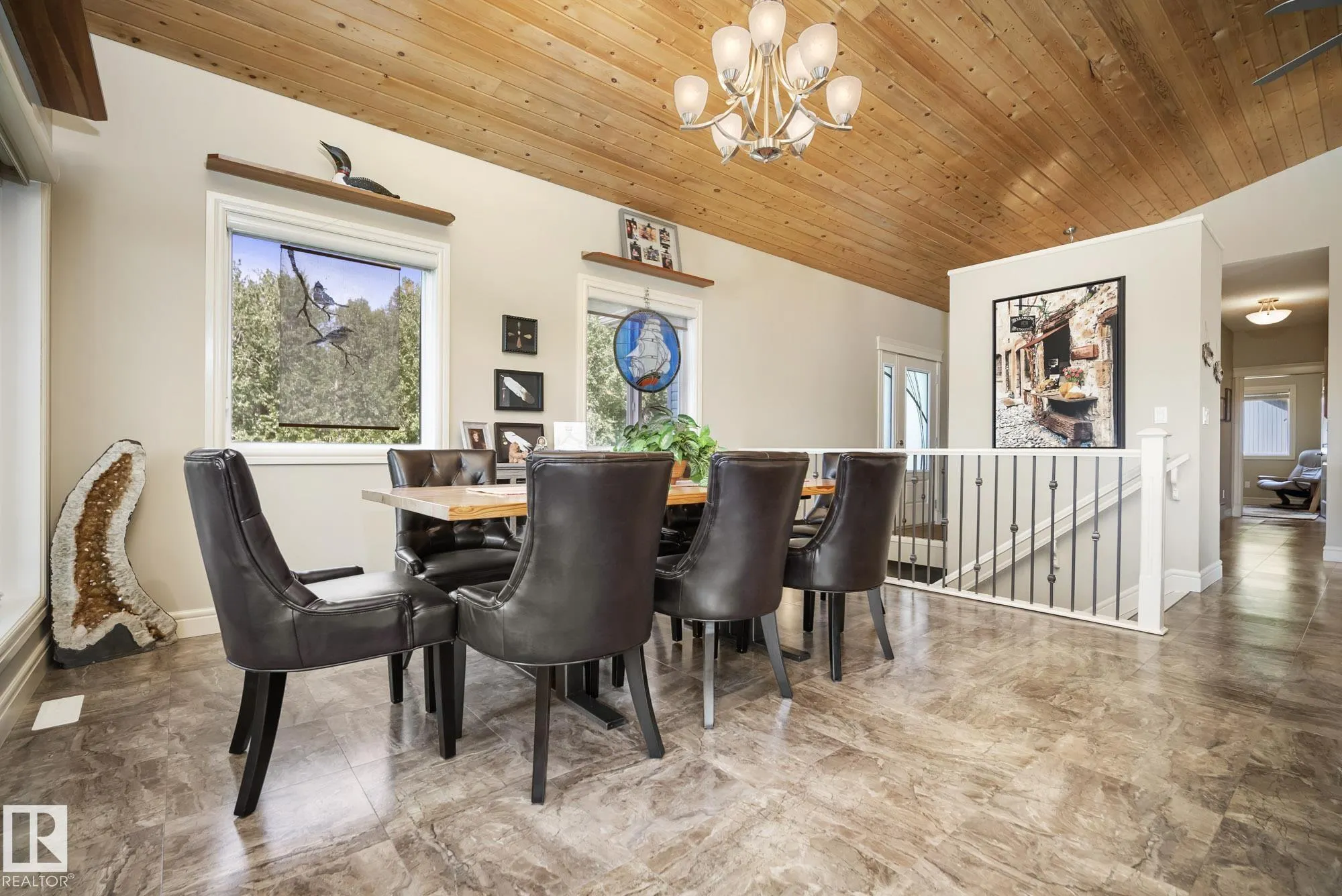 4518 LAKESHORE Road