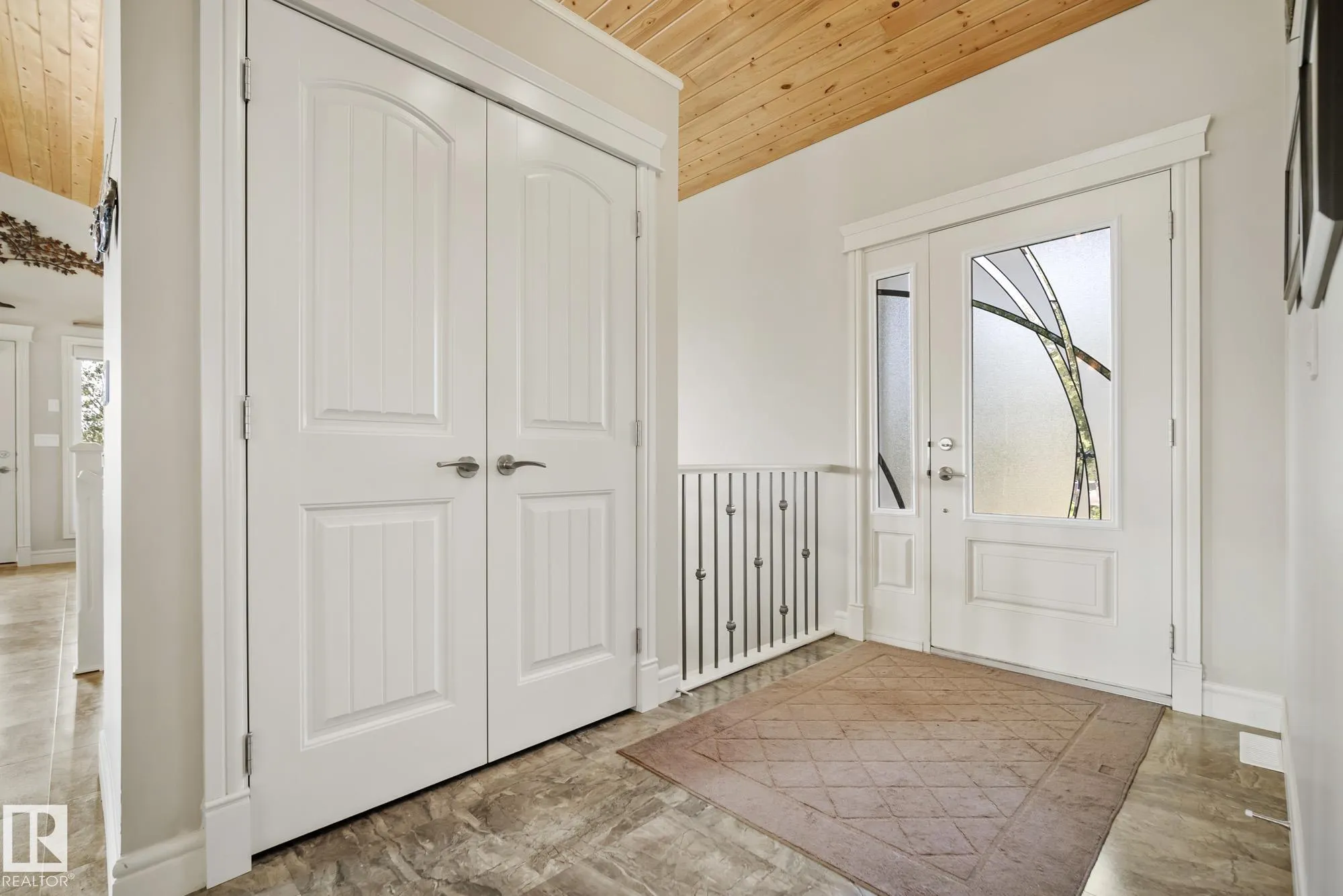4518 LAKESHORE Road