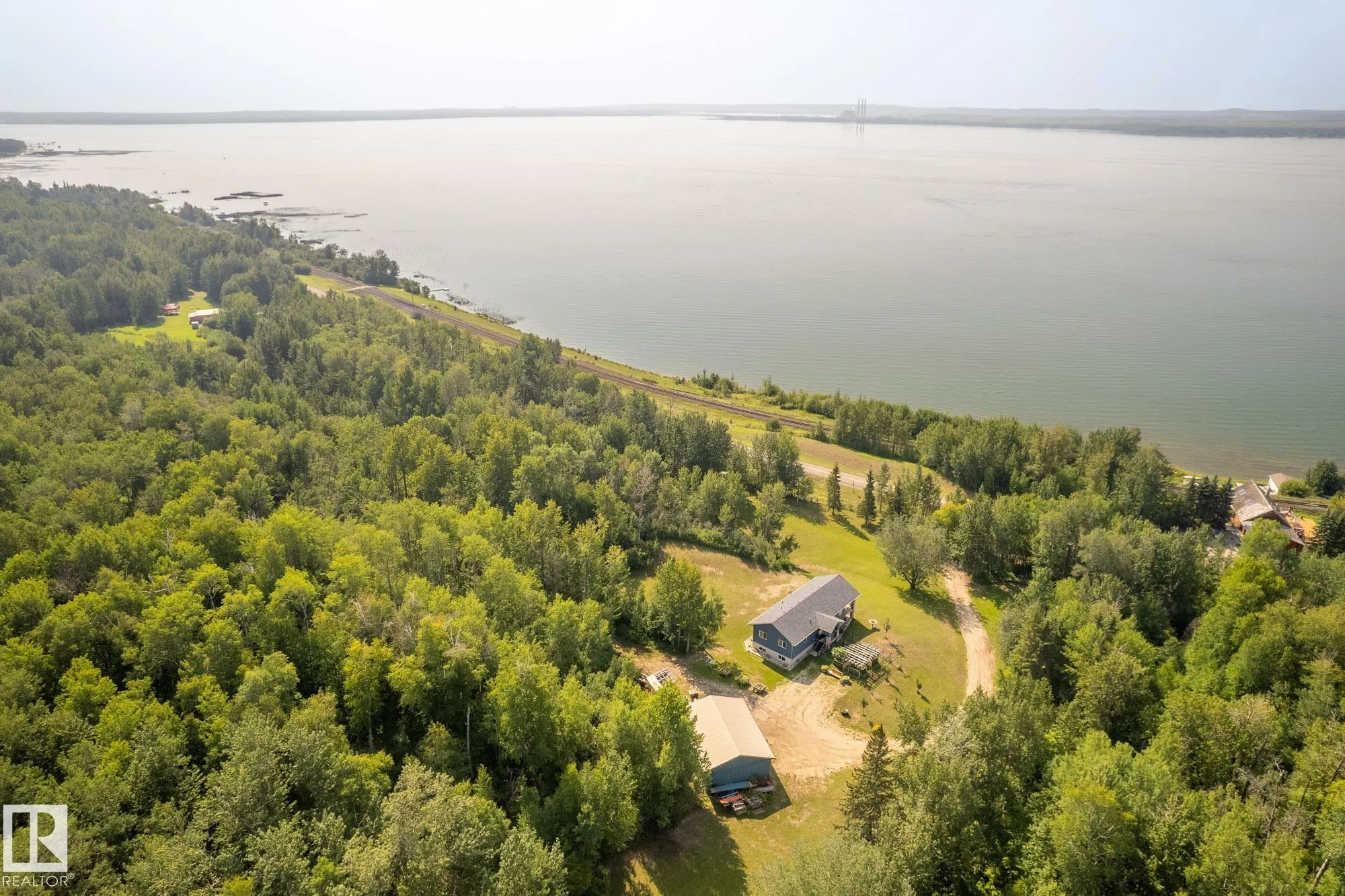 4518 LAKESHORE Road