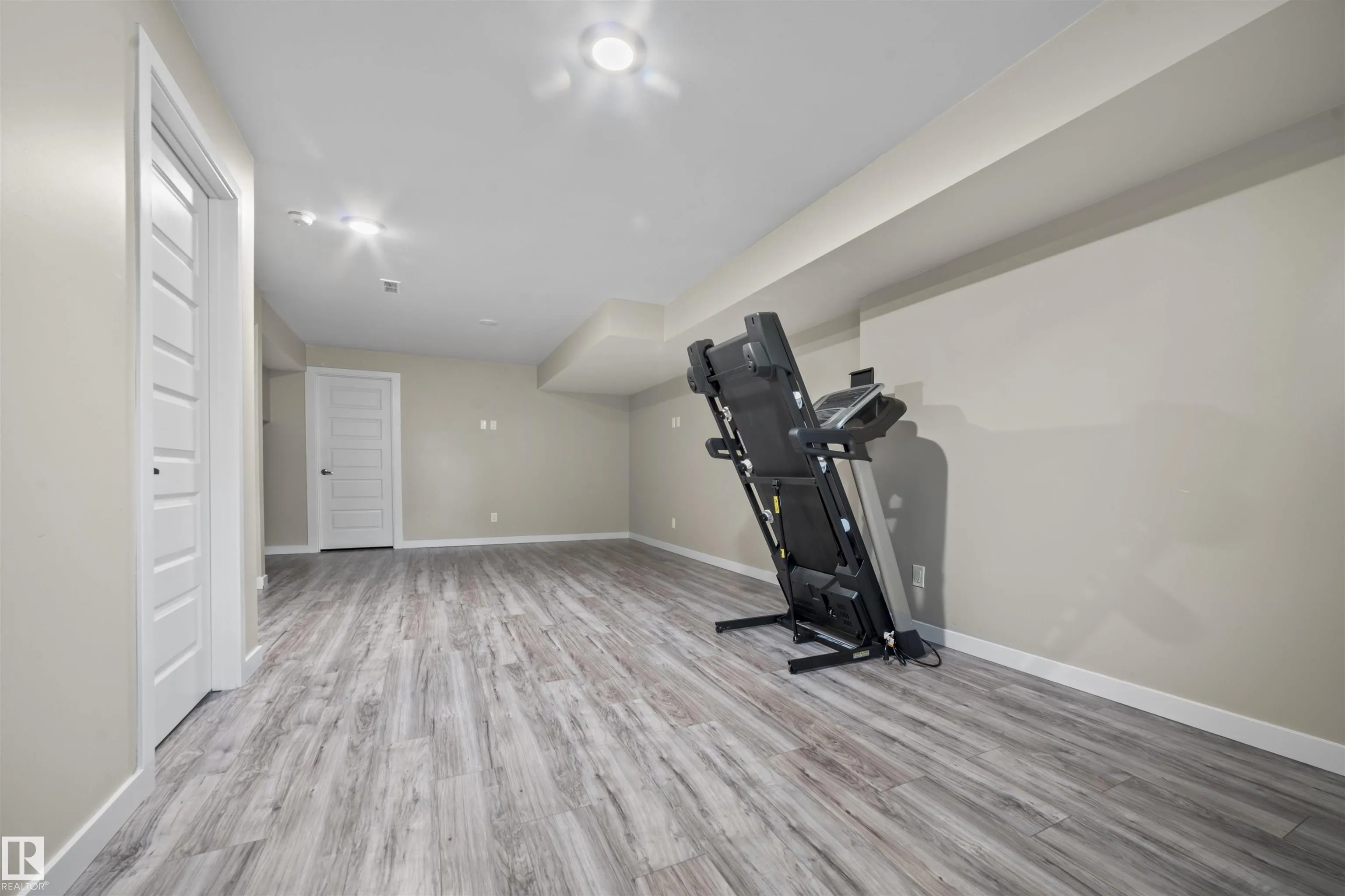 8149 CHAPPELLE Way