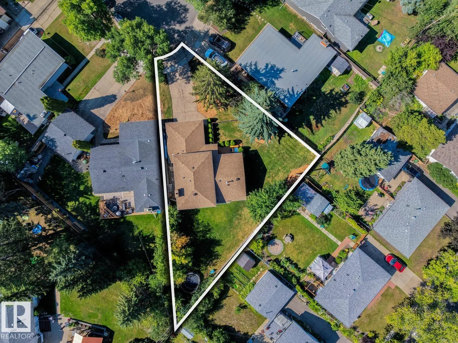 28 GREER Crescent