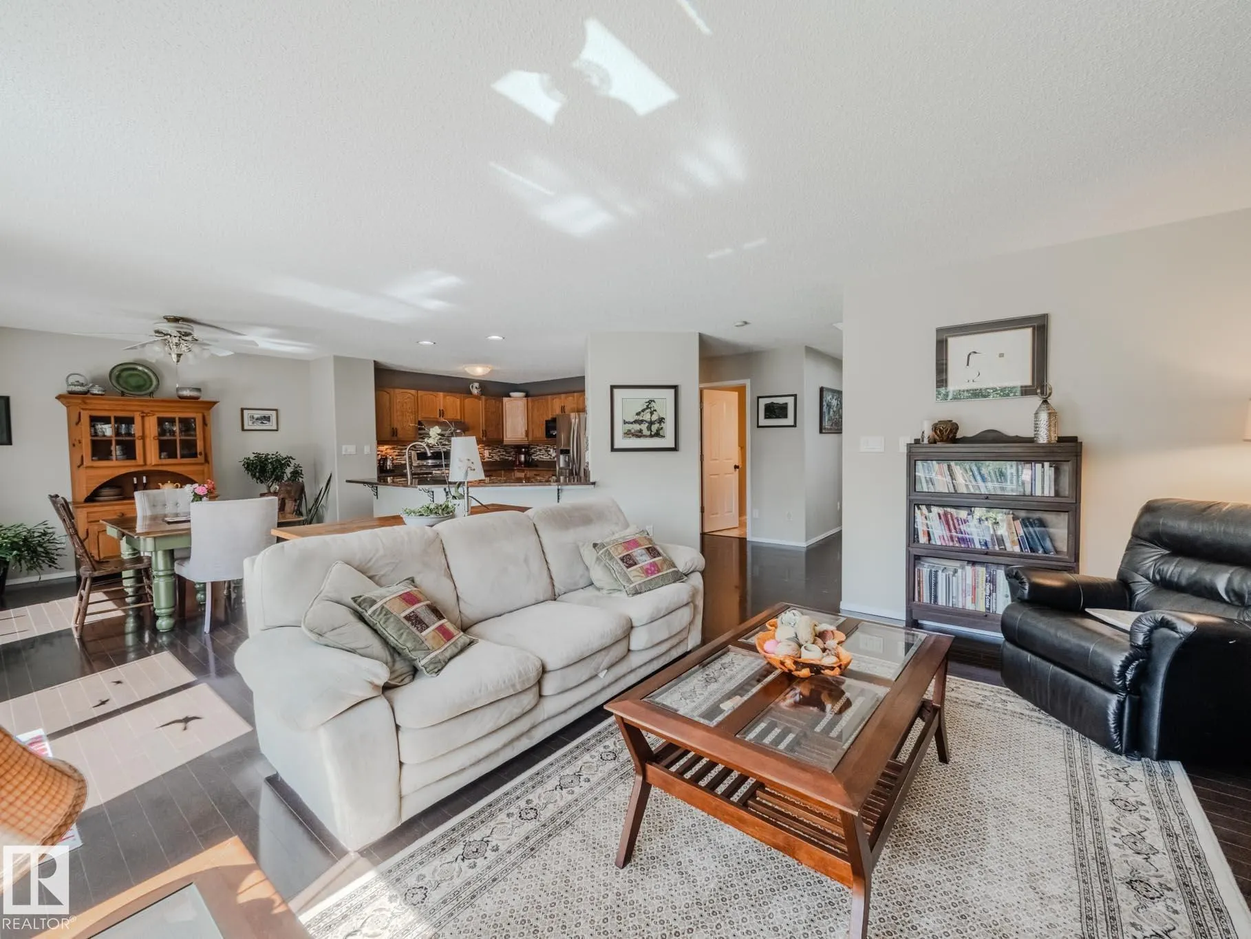 425 WILLIAMS Court