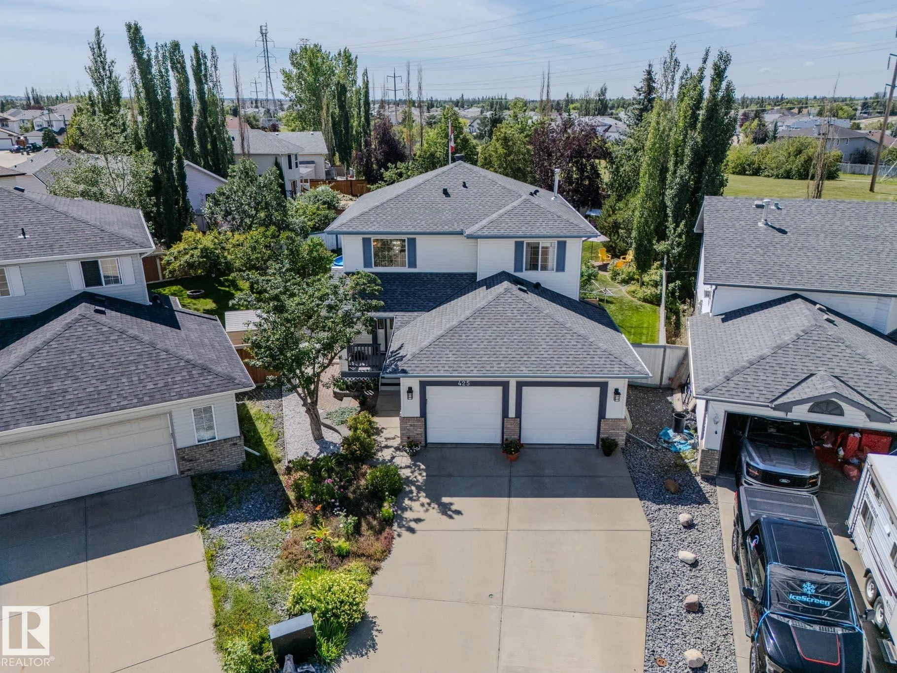 425 WILLIAMS Court