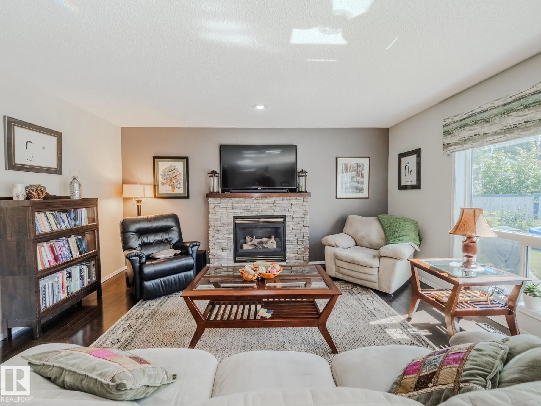 425 WILLIAMS Court