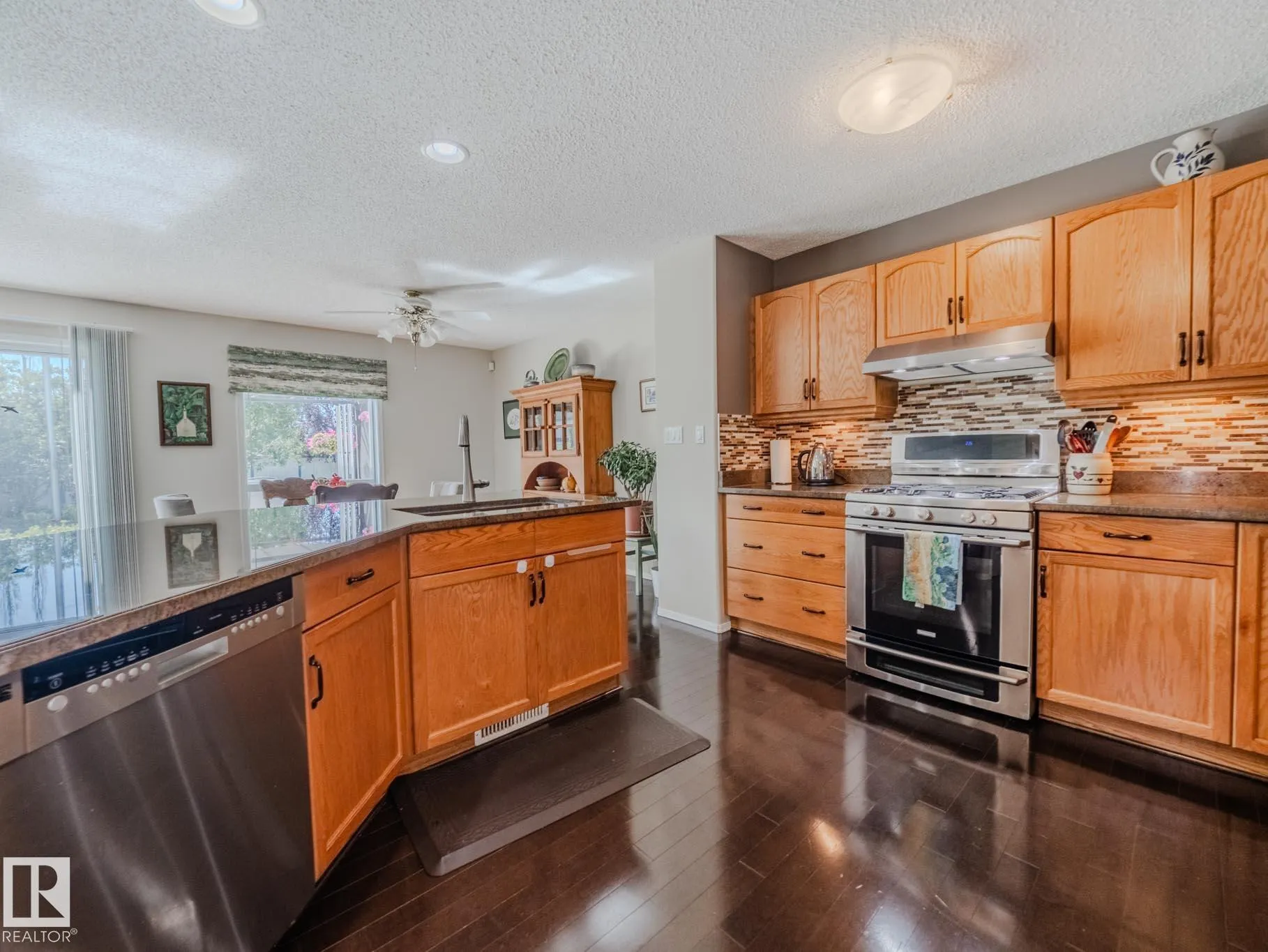 425 WILLIAMS Court