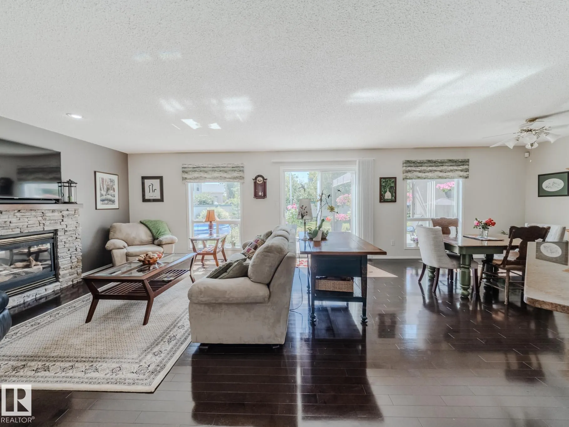 425 WILLIAMS Court