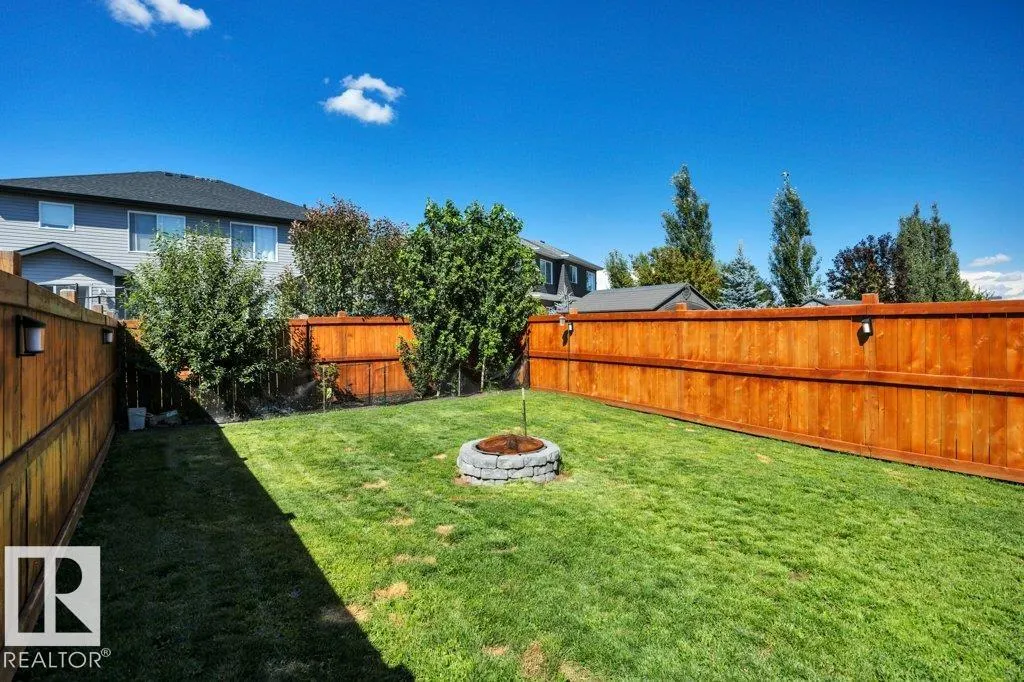 14 ROLSTON Court