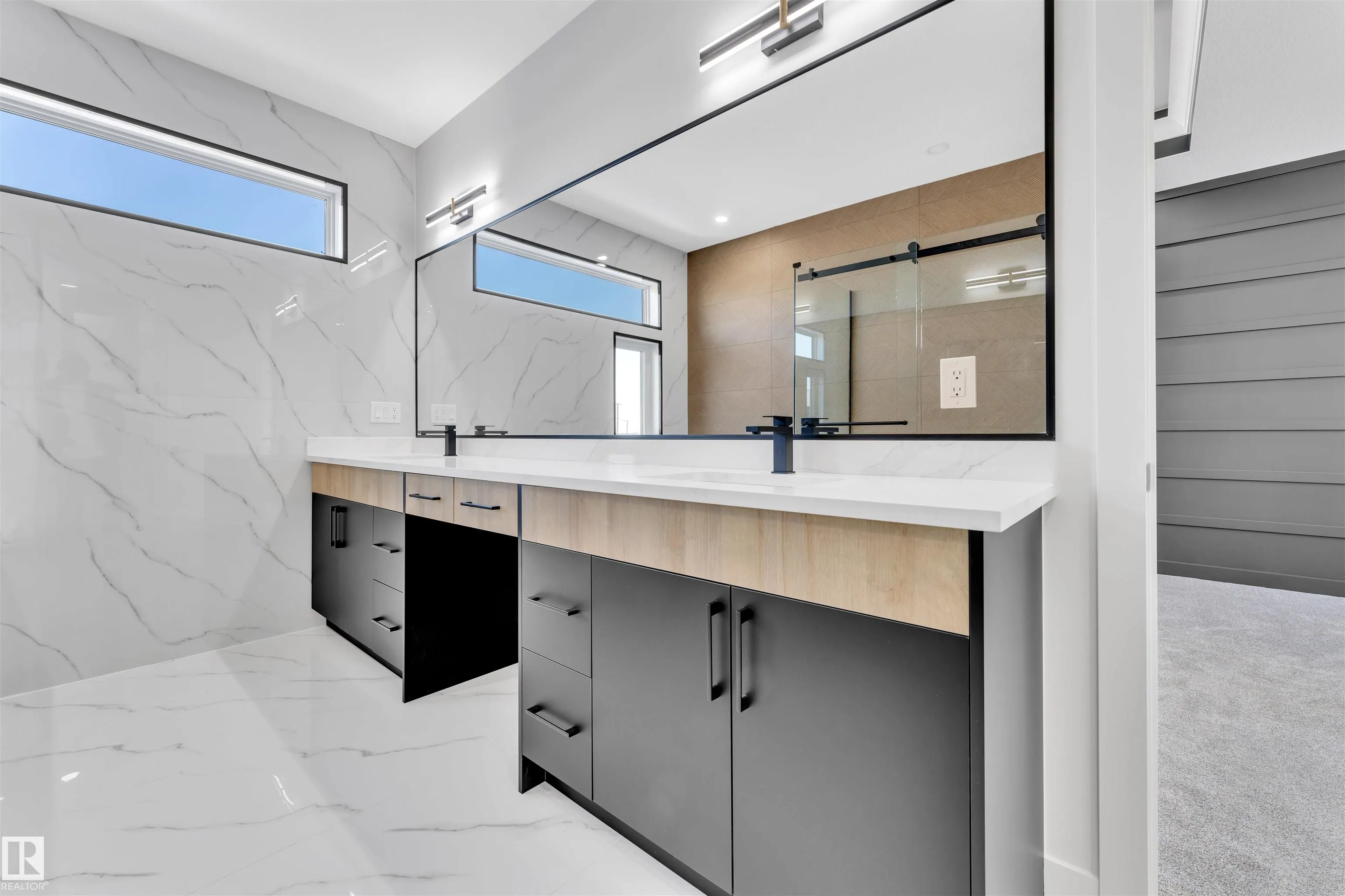416 Pine Point(e)