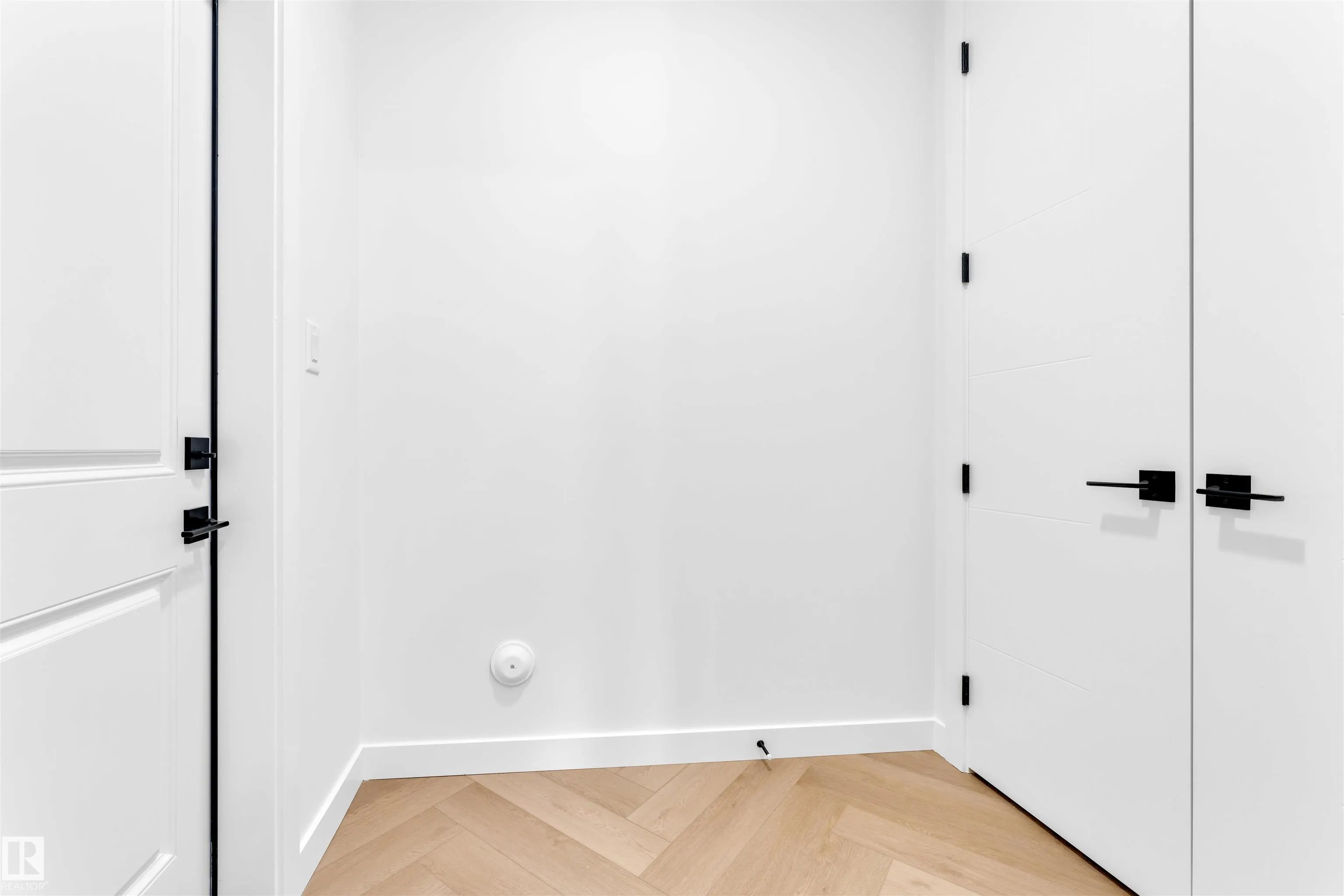 416 Pine Point(e)