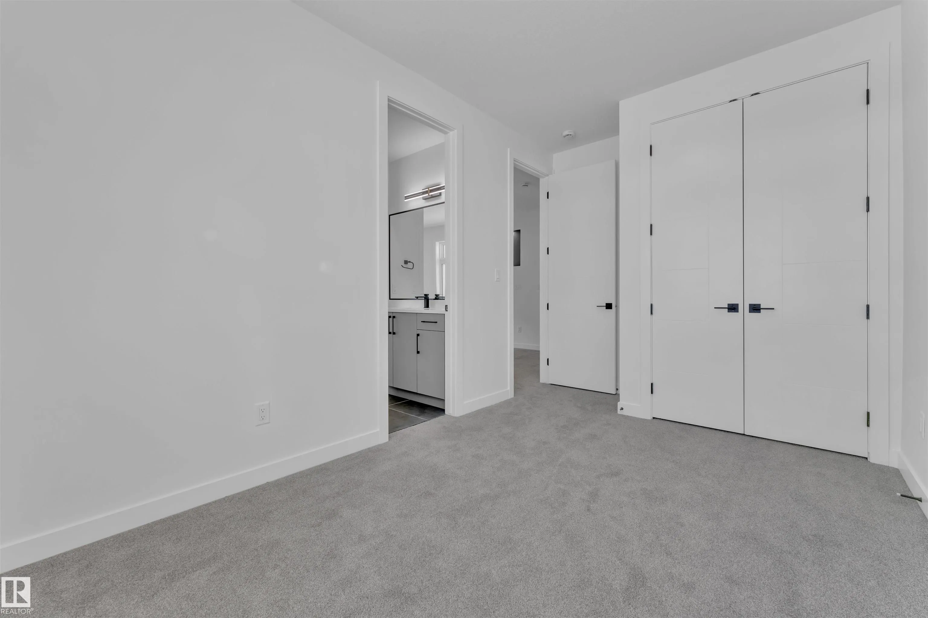 416 Pine Point(e)