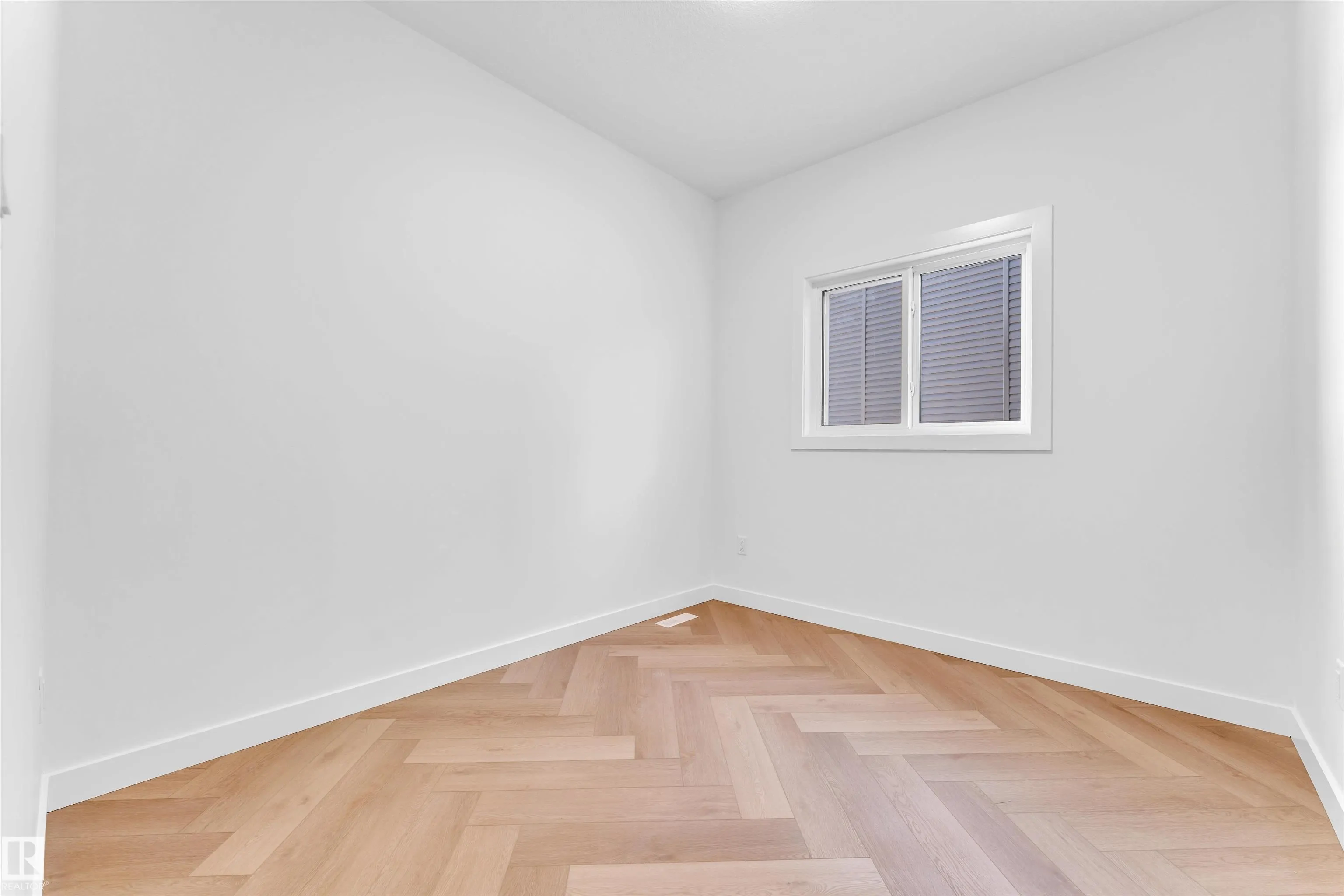 416 Pine Point(e)