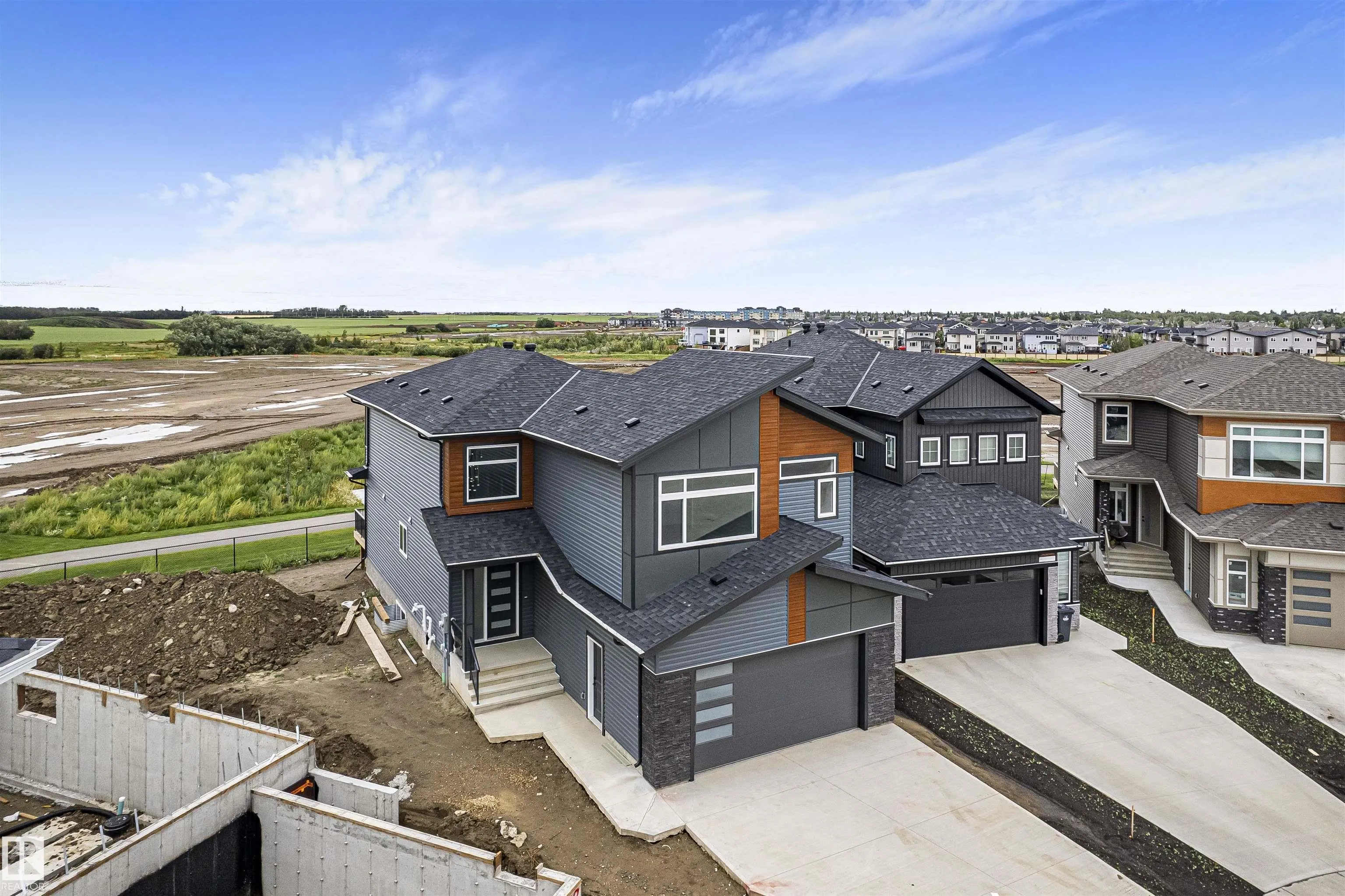416 Pine Point(e)