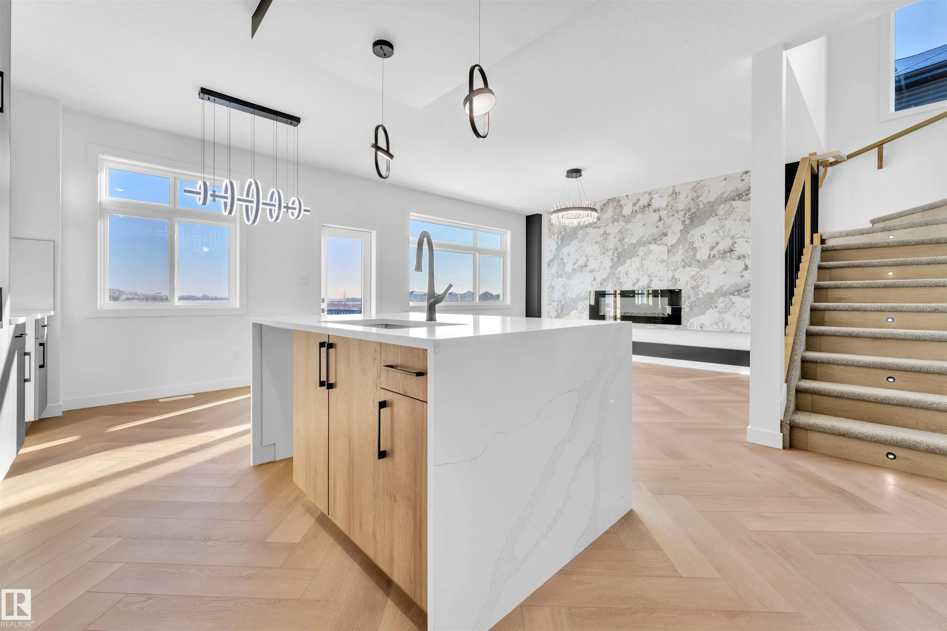 416 Pine Point(e)