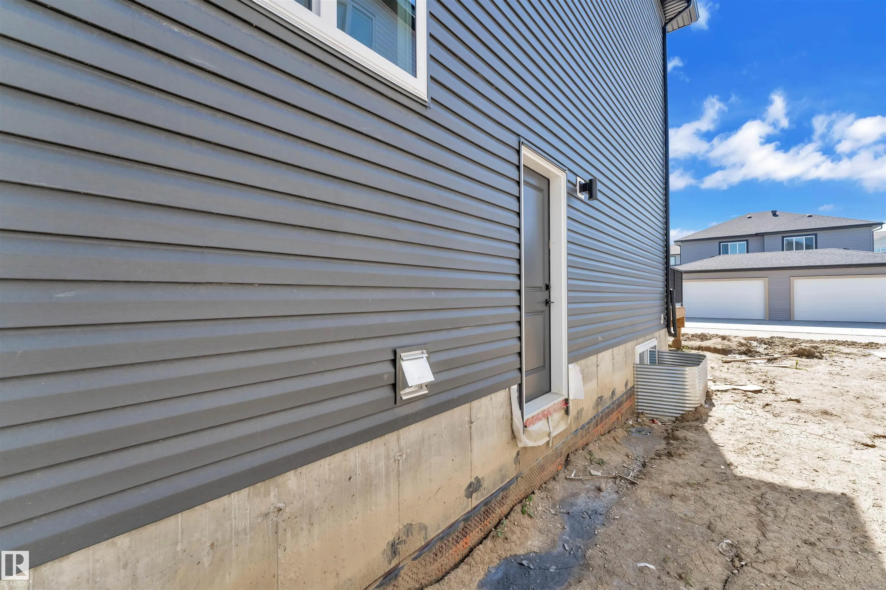 121 Lilac Close