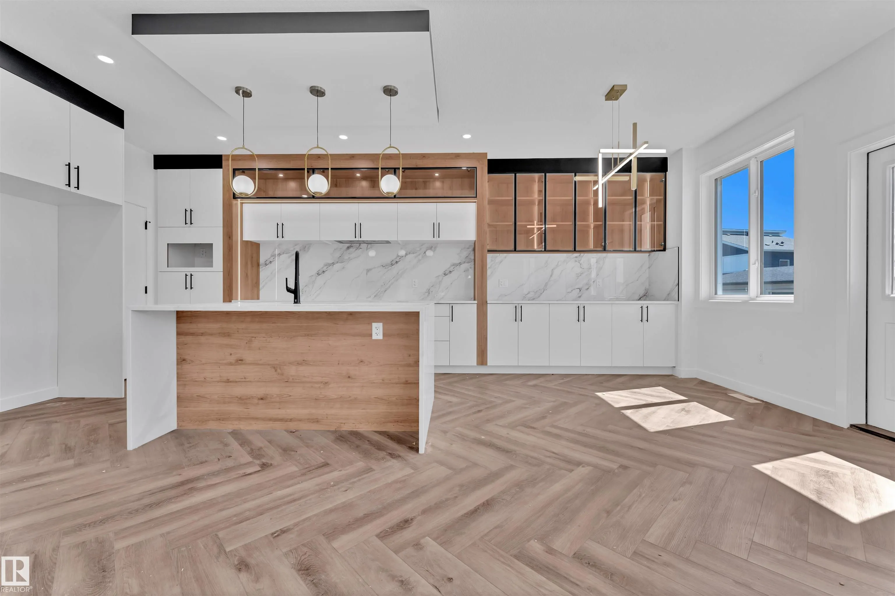 121 Lilac Close