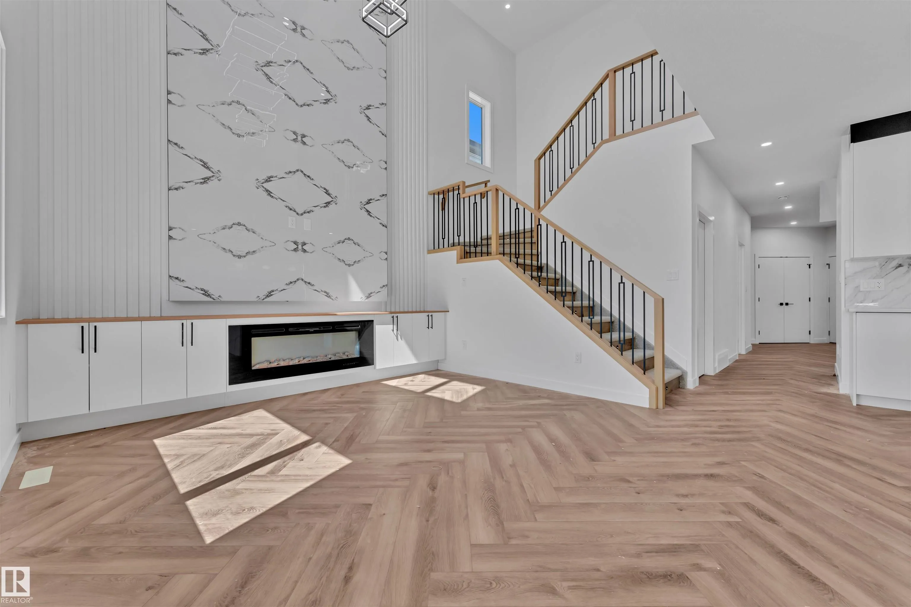 121 Lilac Close