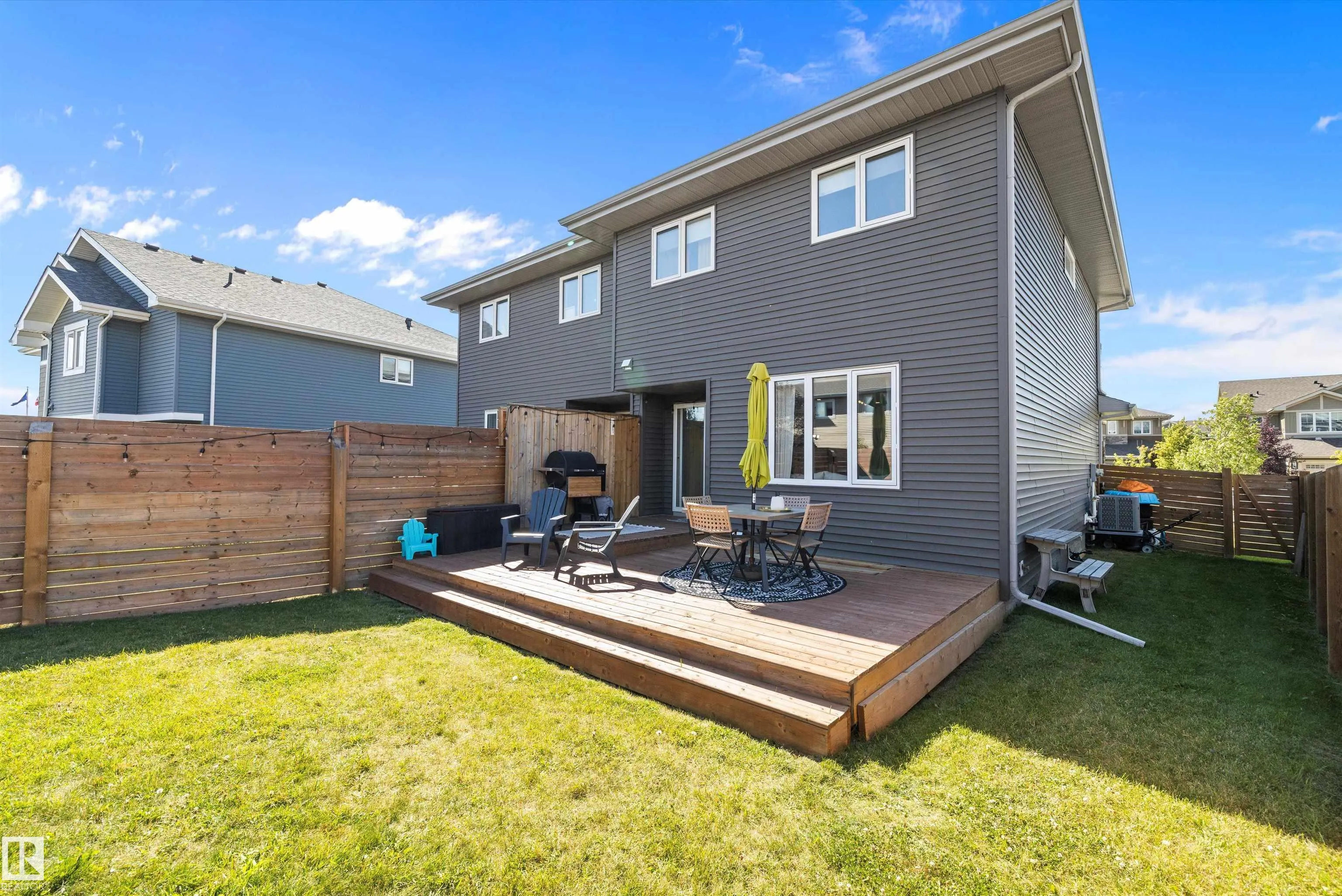 7 James Crescent