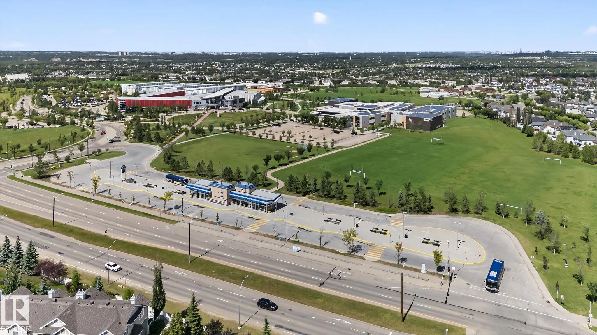 2051 TOWNE CENTRE Boulevard