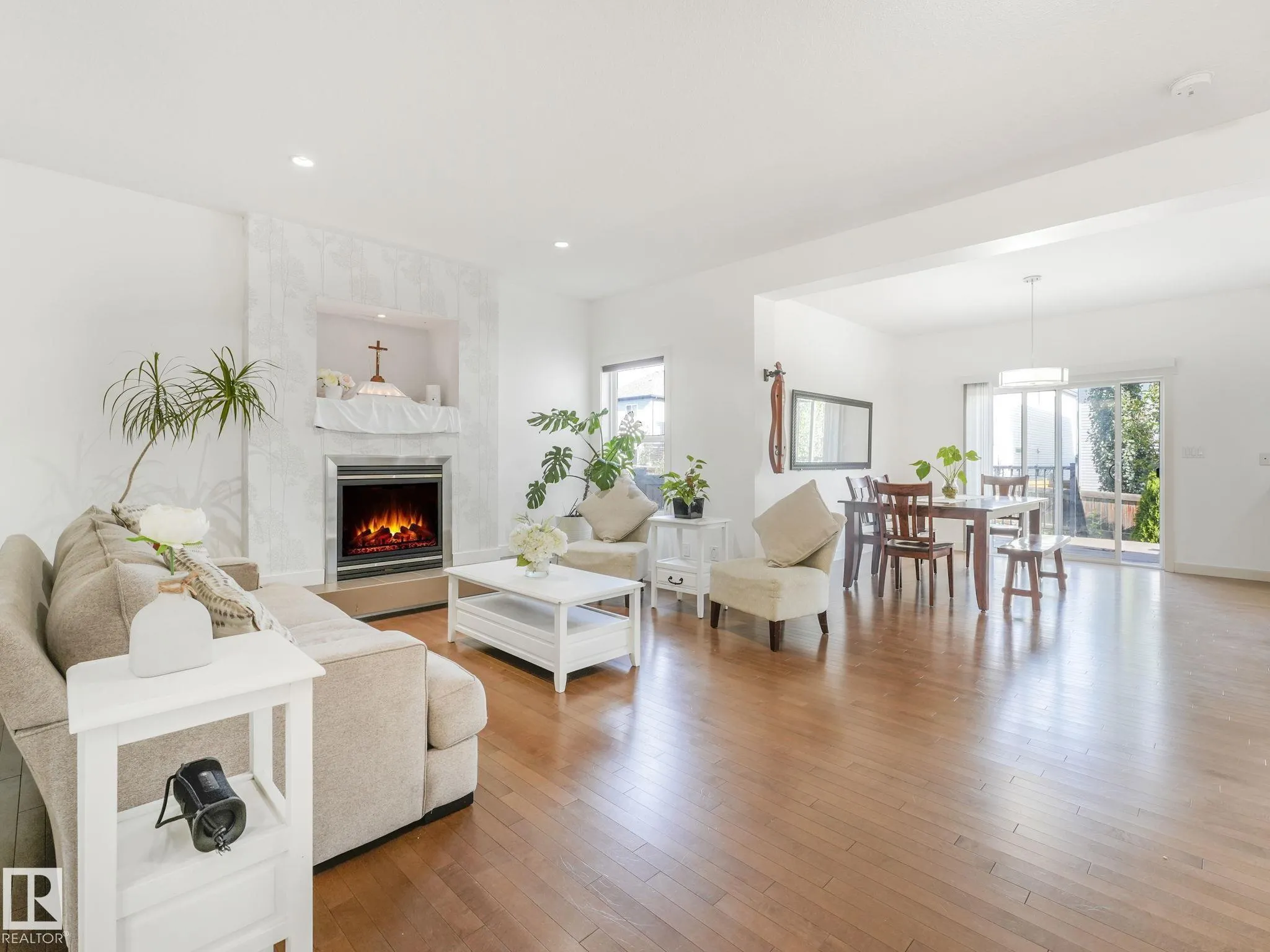 1004 SECORD Promenade