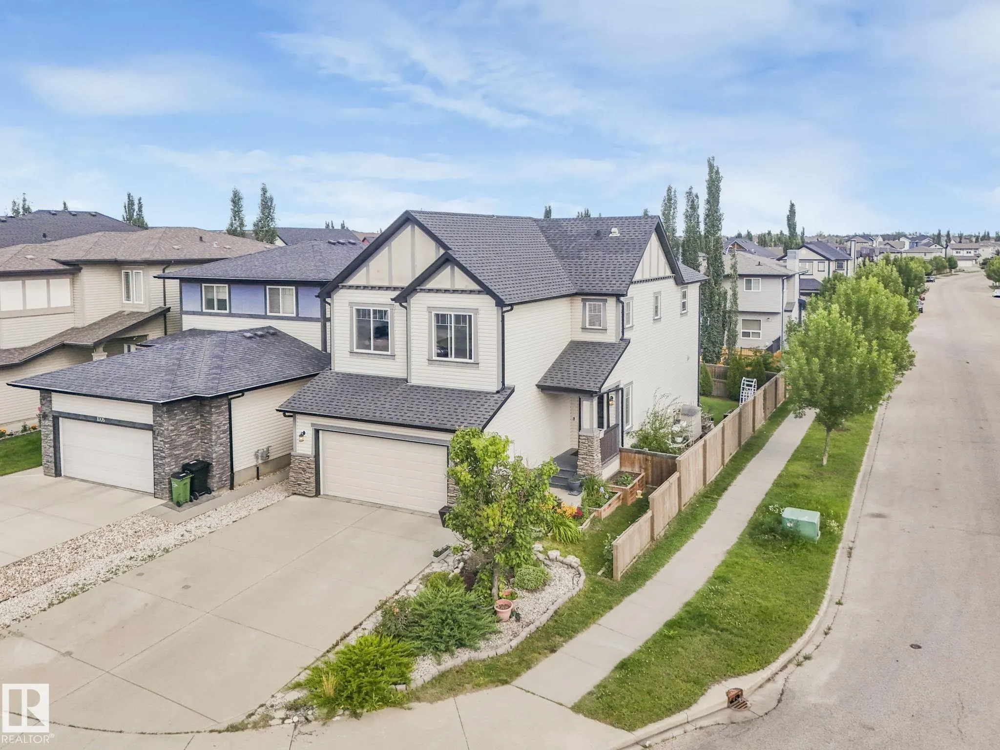 1004 SECORD Promenade