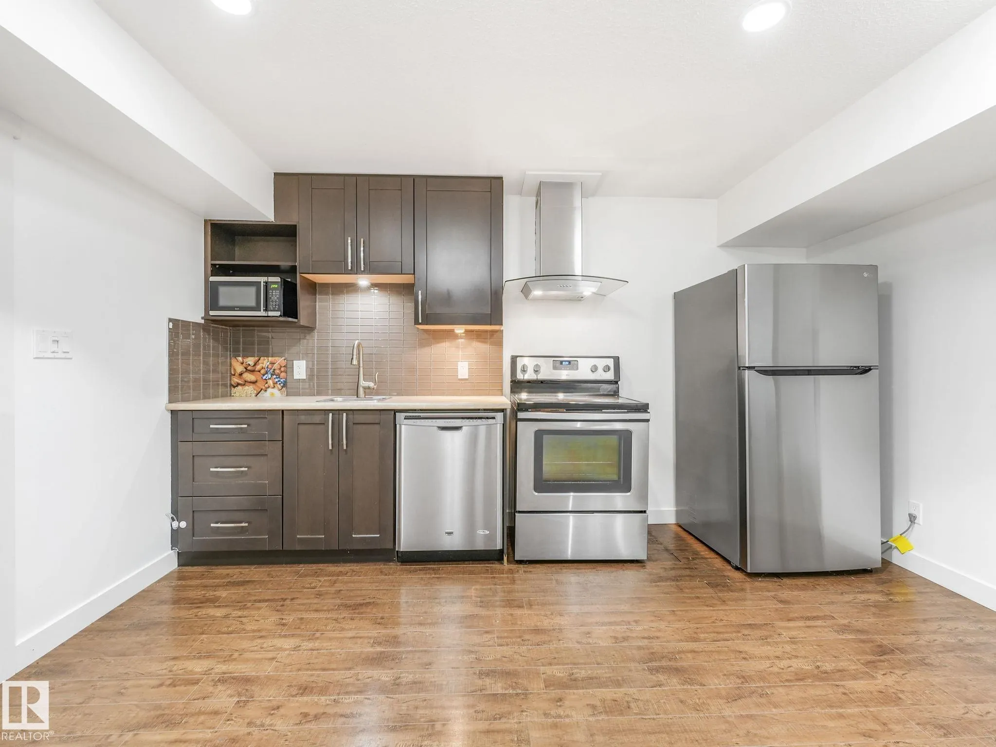 1004 SECORD Promenade