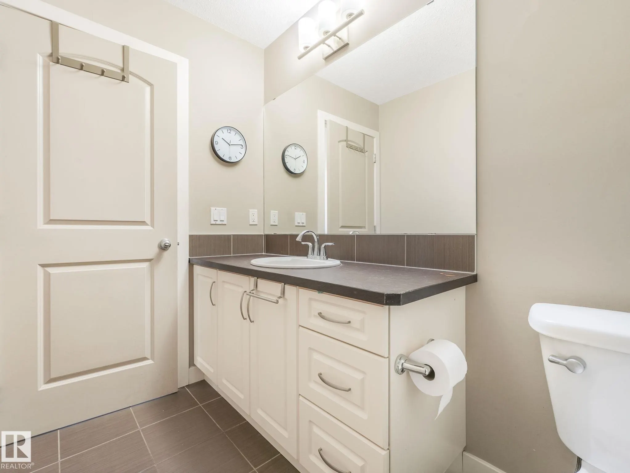 1004 SECORD Promenade