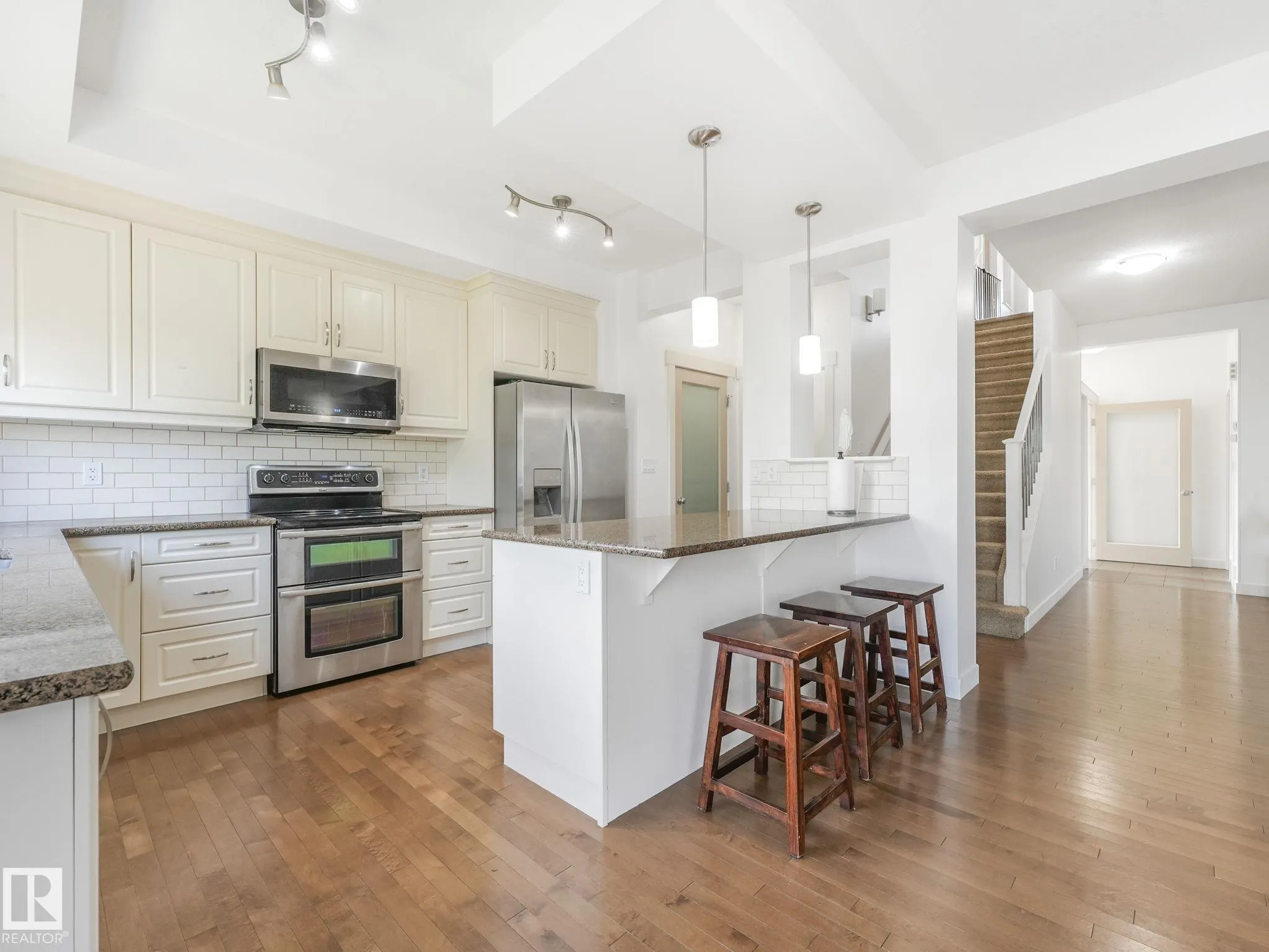 1004 SECORD Promenade