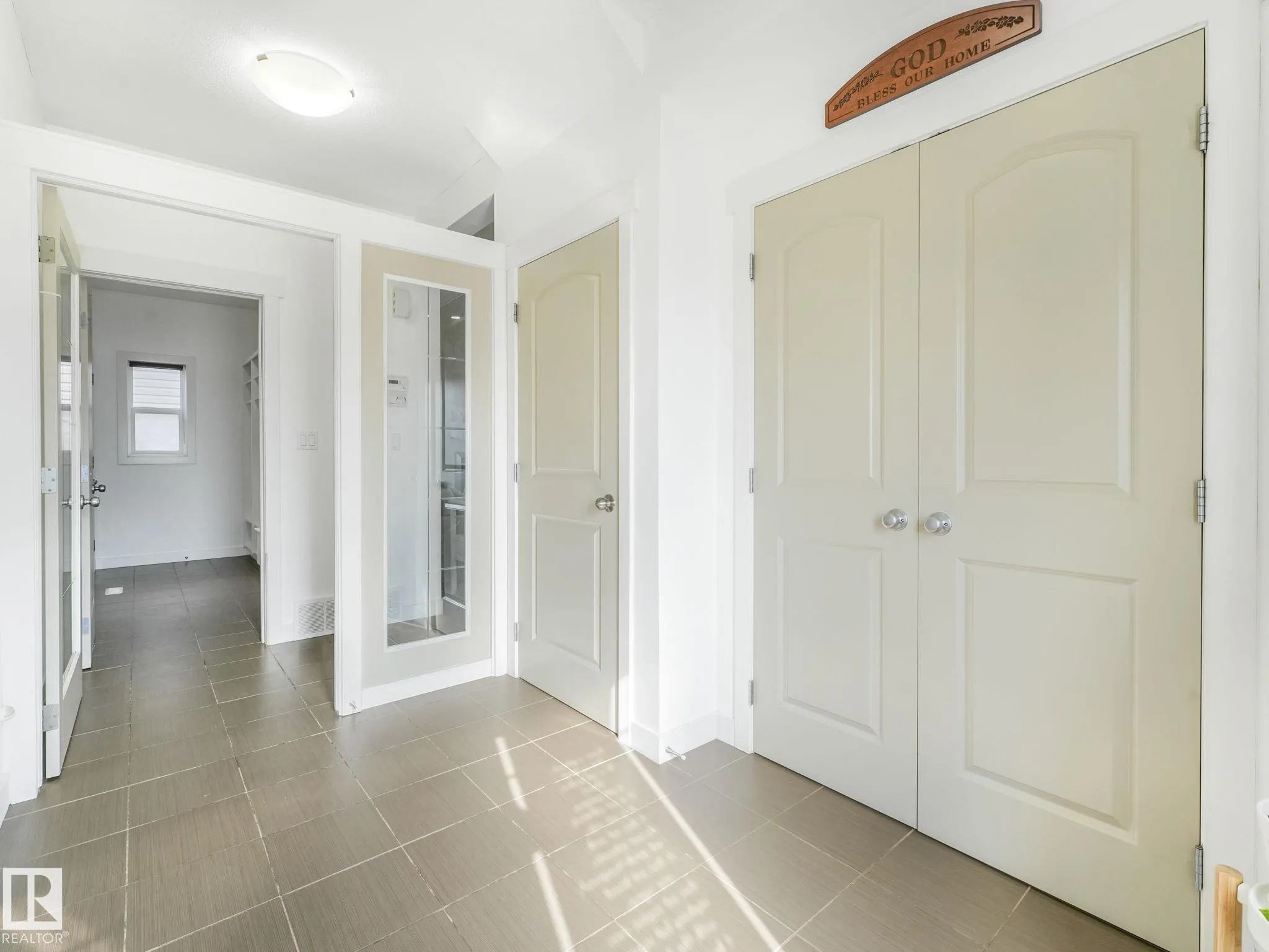 1004 SECORD Promenade