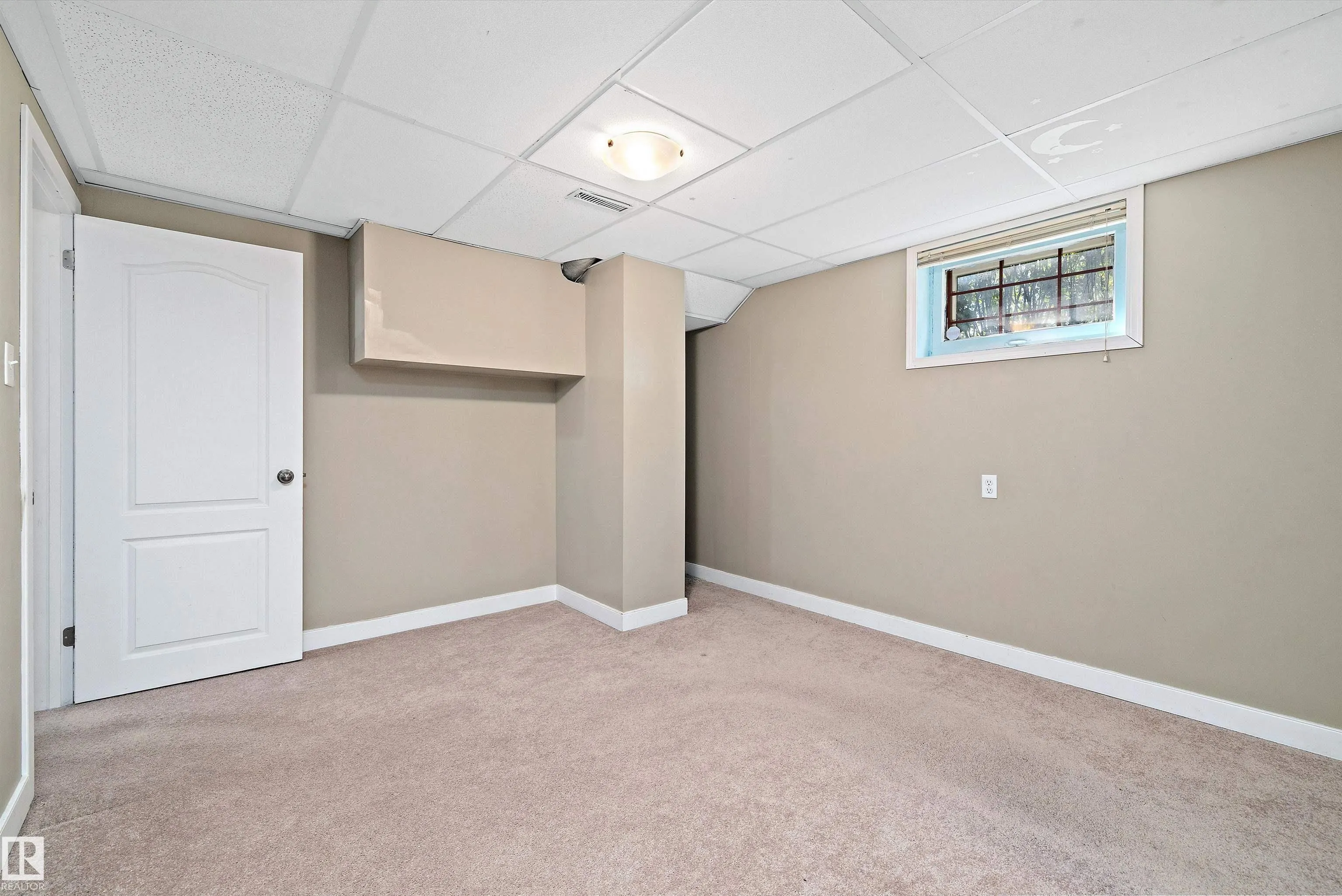 10607 149 Street