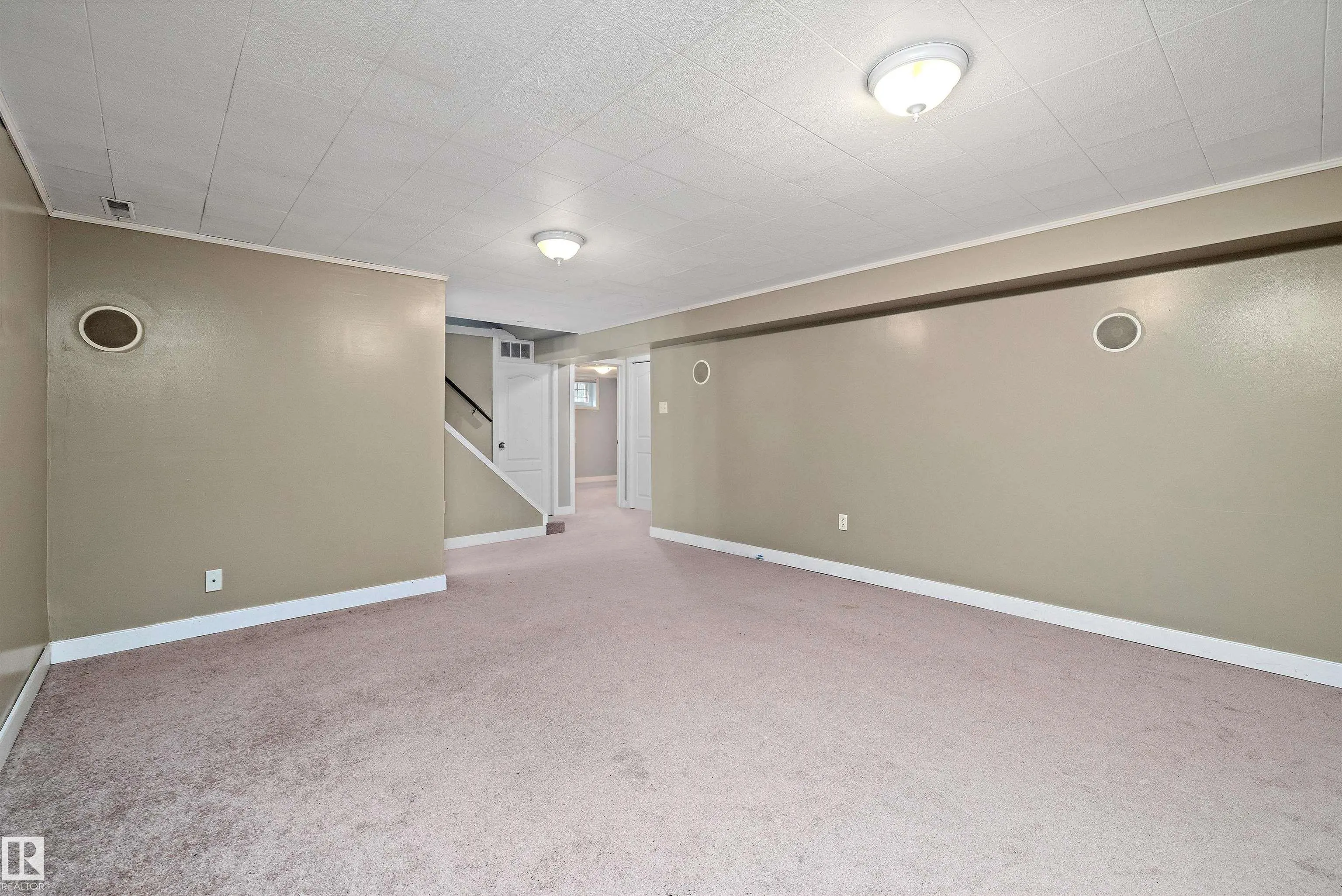 10607 149 Street