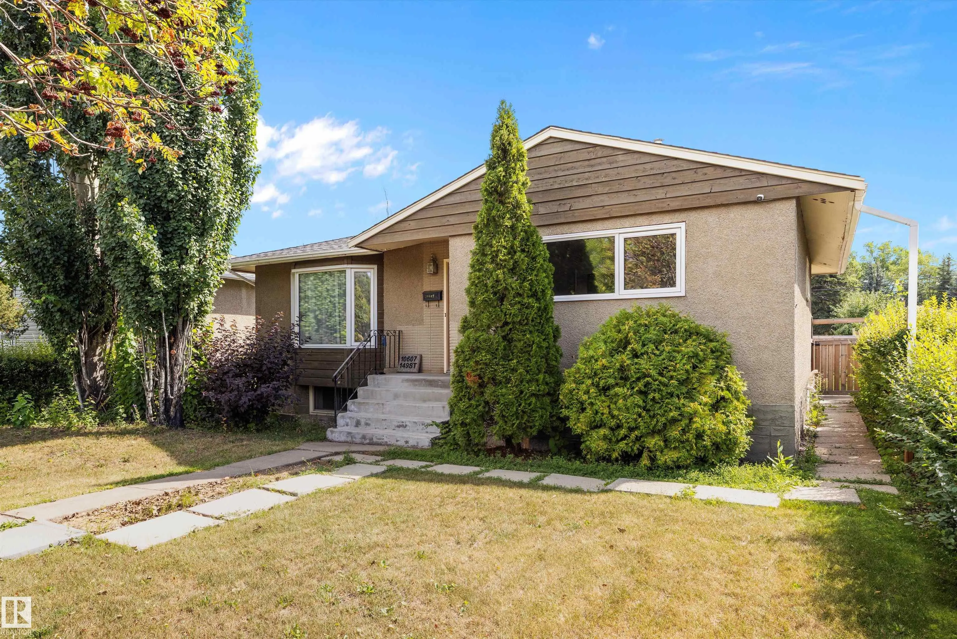 10607 149 Street