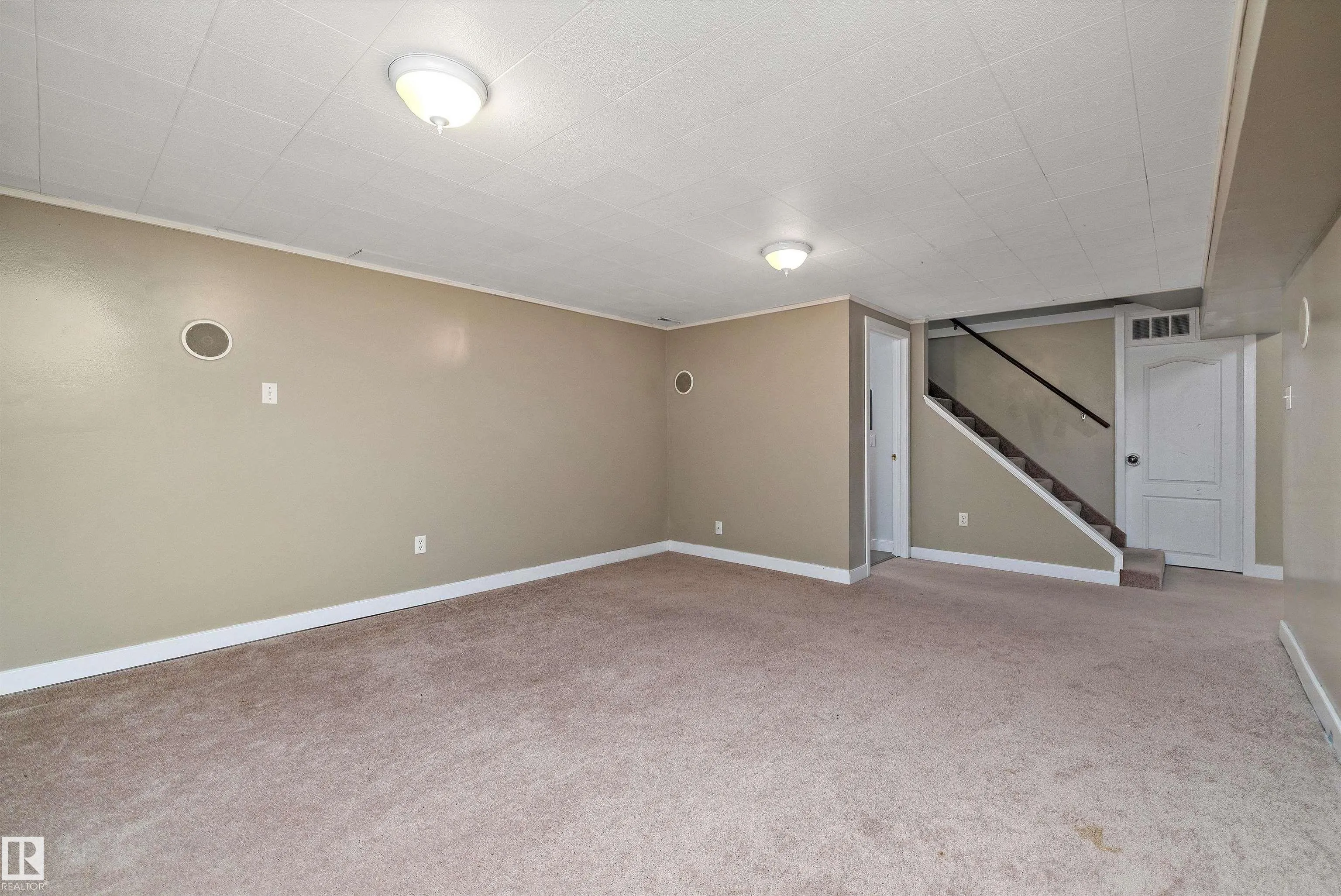 10607 149 Street