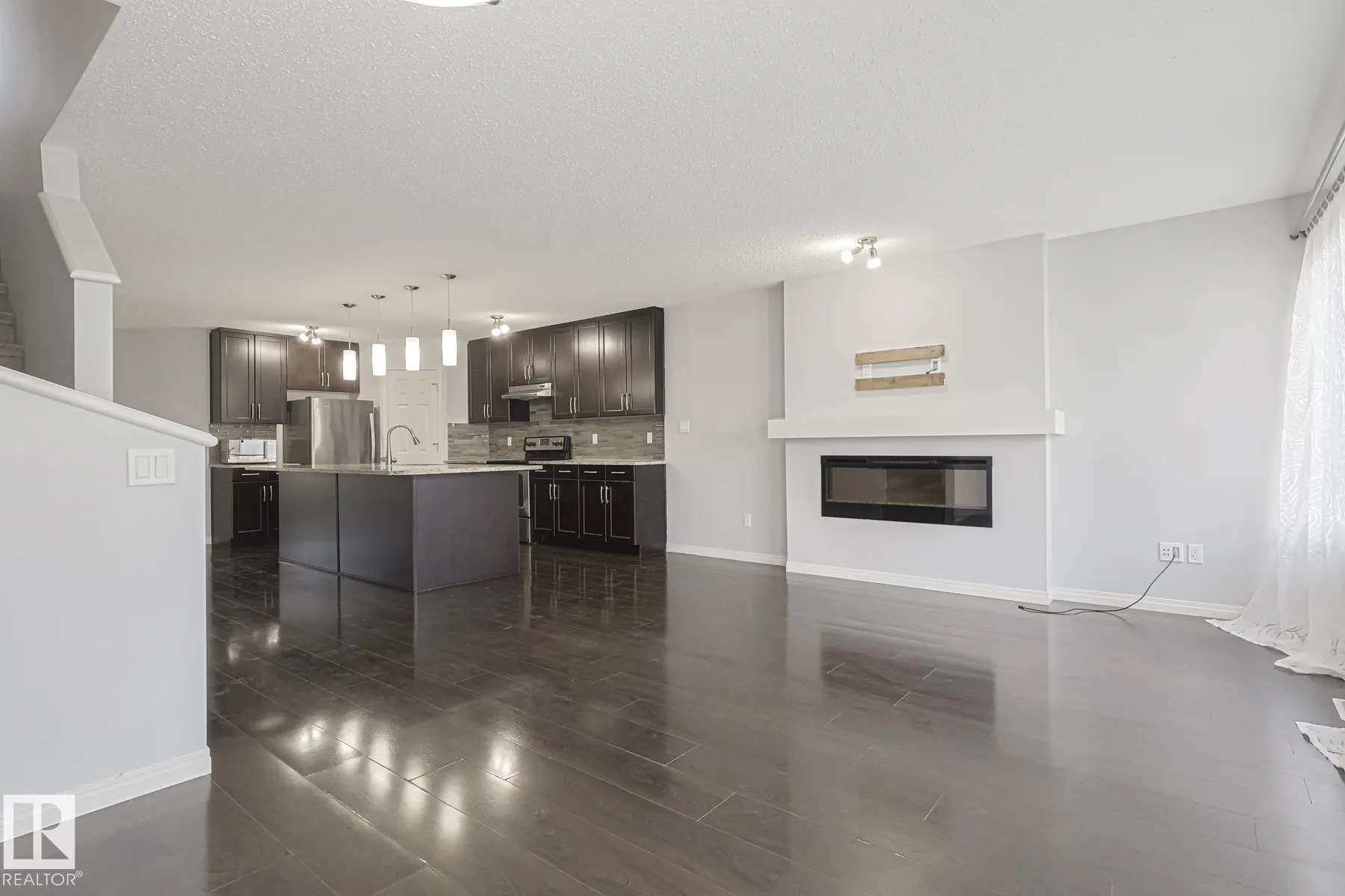 3816 POWELL Wynd