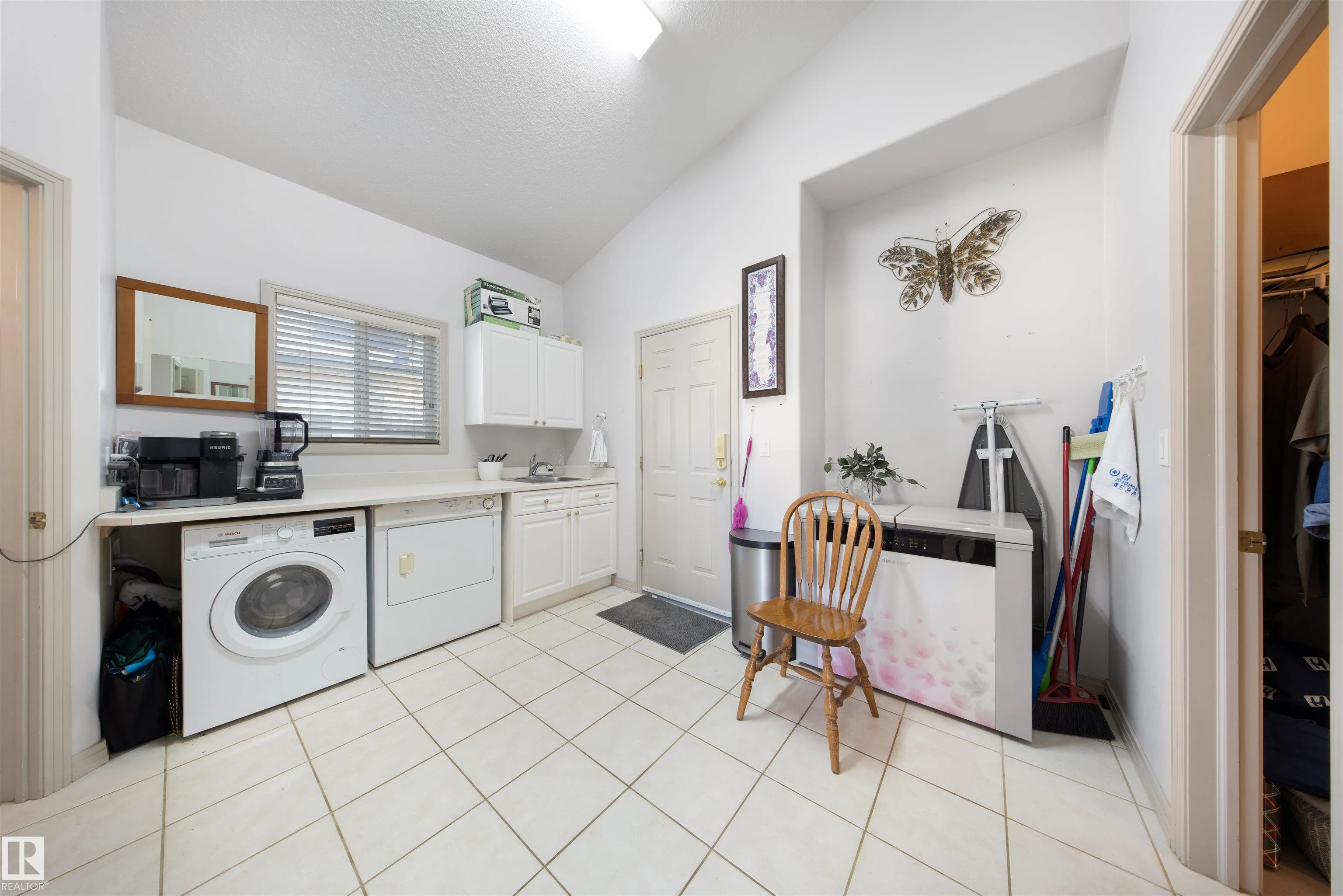 201 Erin Ridge Drive